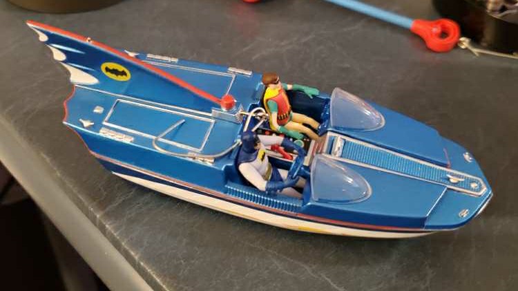 Batman: Batboat - Batman Classic TV Series (Pop Culture) ornament collectible [Barcode 763795447398] - Main Image 3