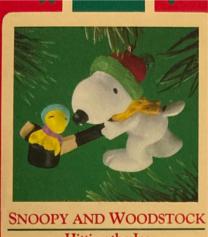 Snoopy Snoopy And Woodstock Hit The Ice - Snoopy & Woodstock (The Peanuts Gang) ornament collectible - Main Image 3