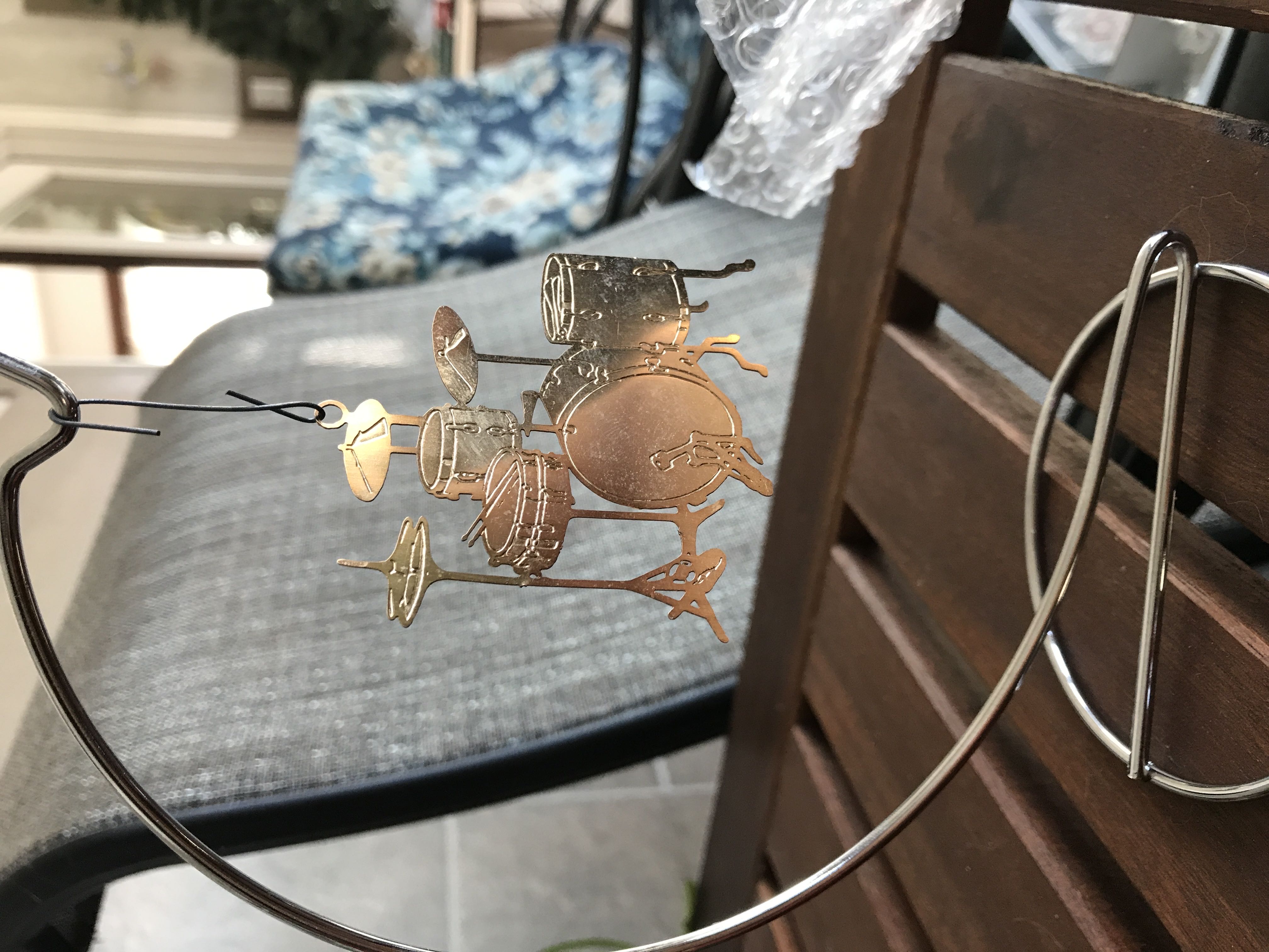 Trap Set  ornament collectible - Main Image 1