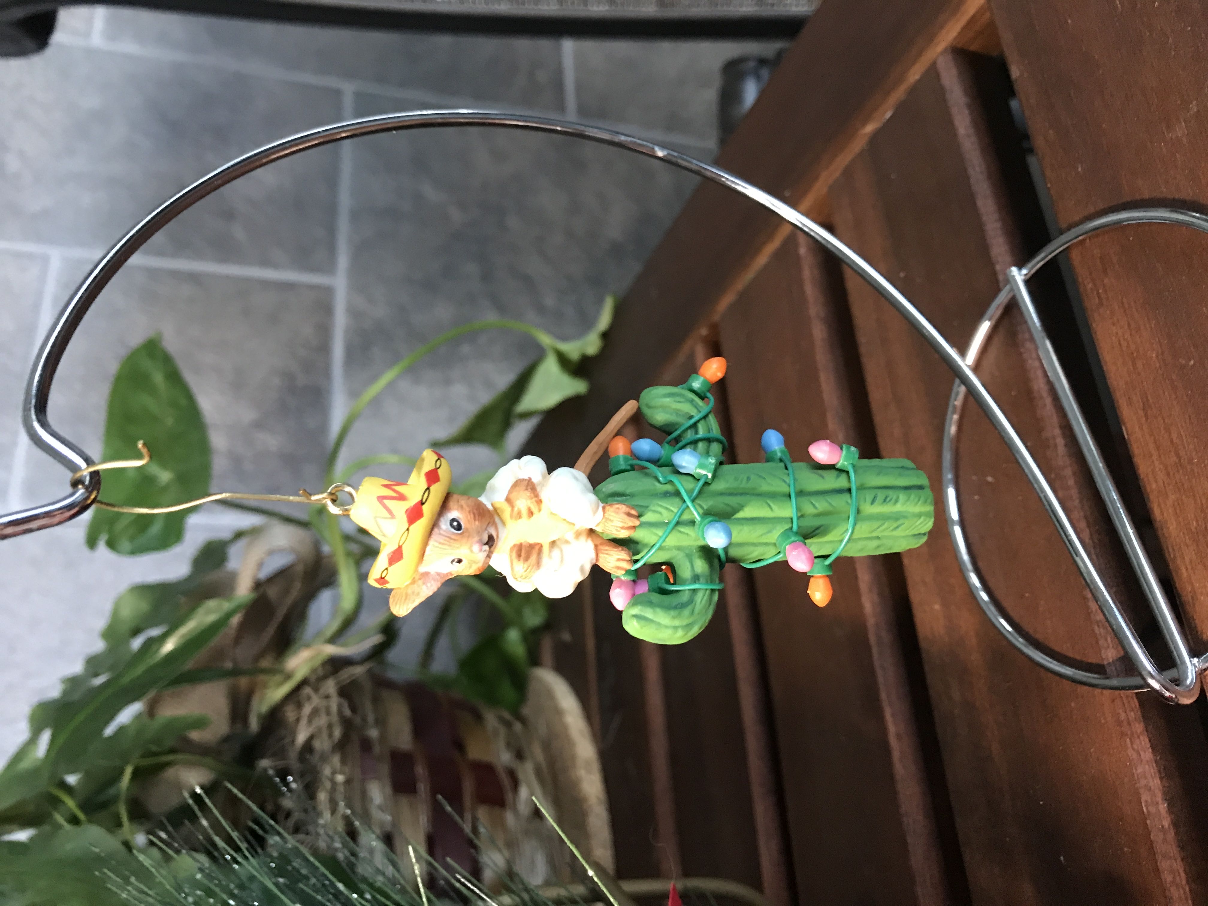 Star Wars 2019 C-3PO And R2-D2 Peekbuster