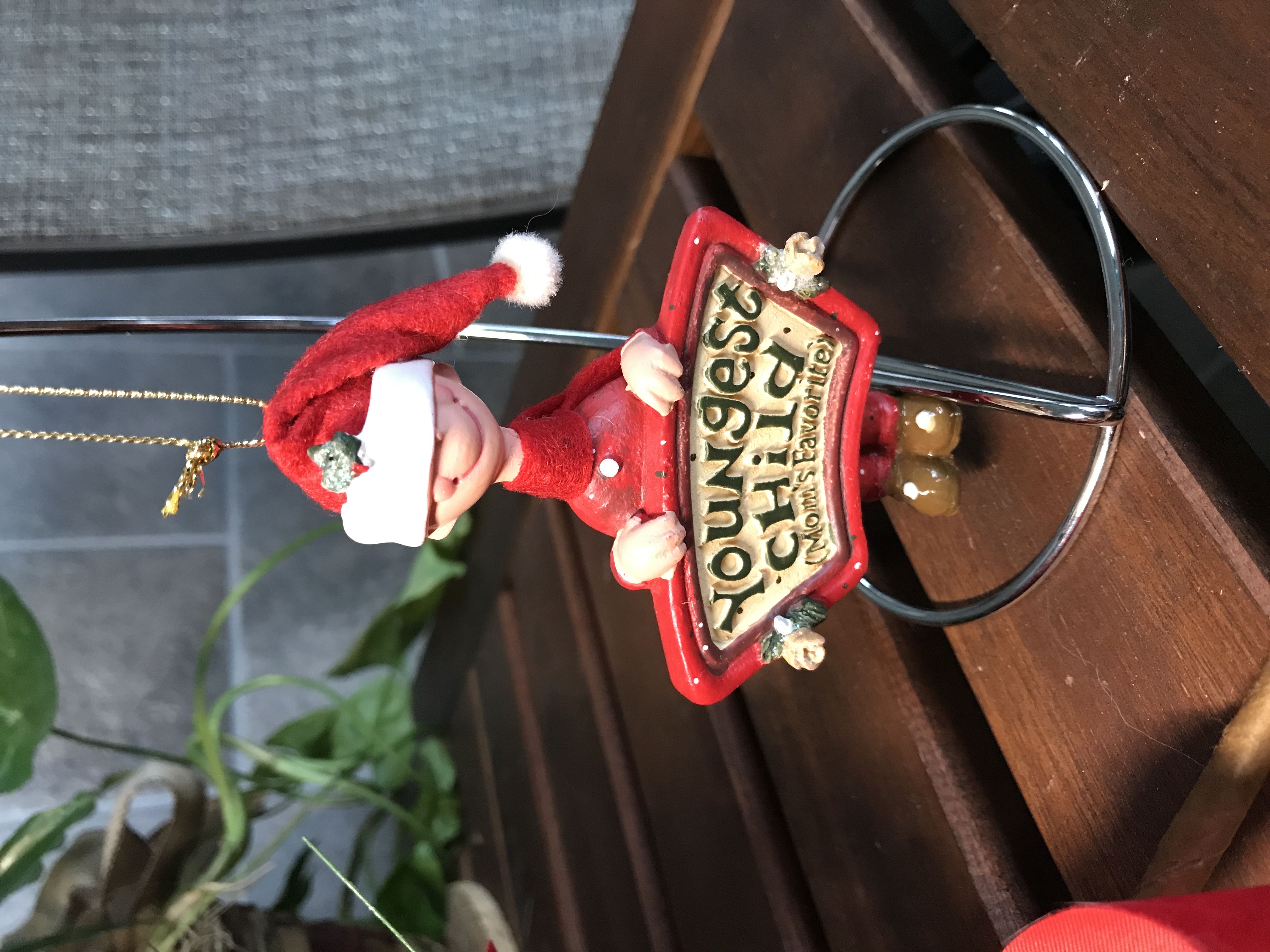 Peanuts Charlie Brown Redbox