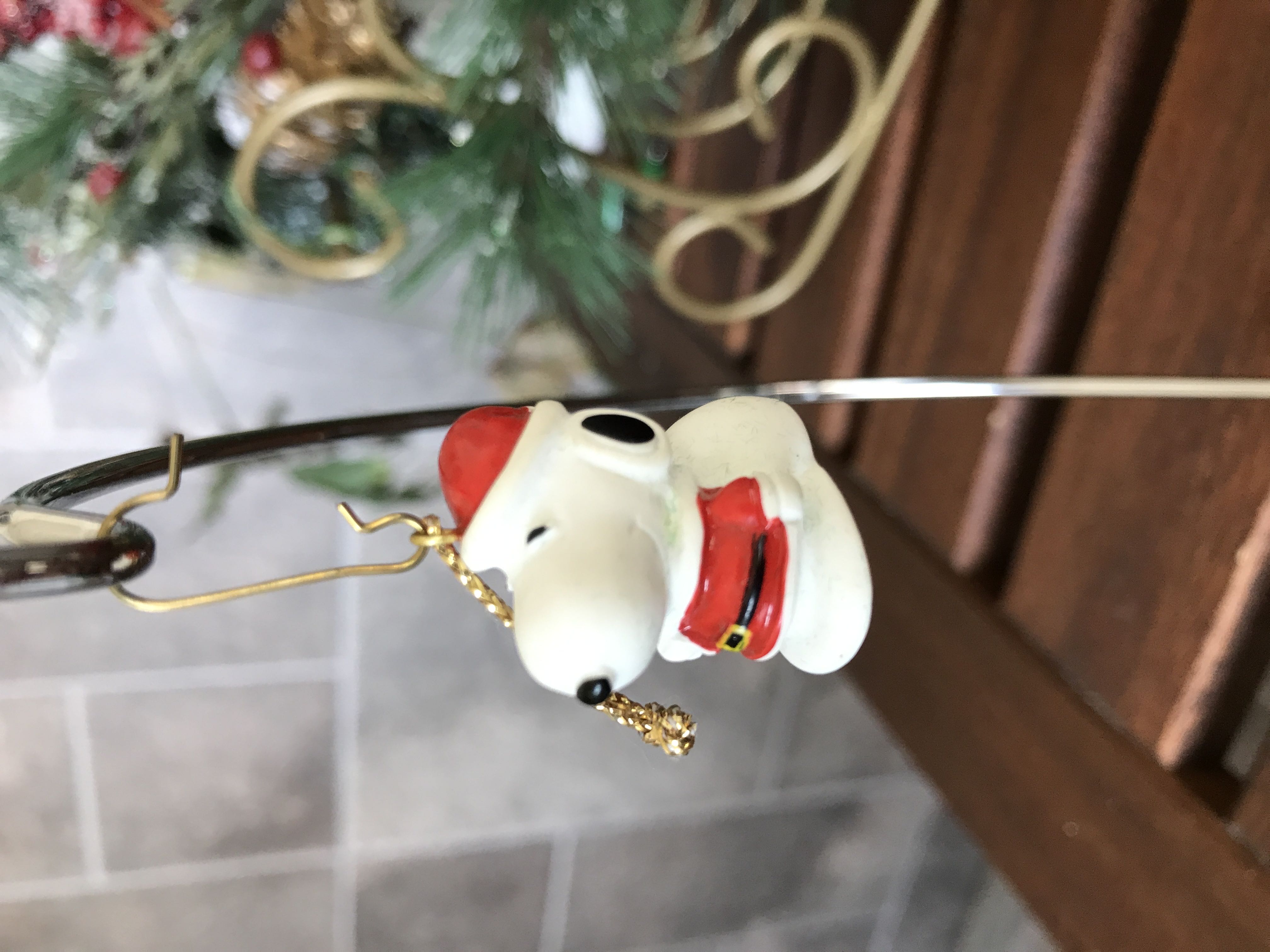 Miniature Enchantments - Snoopy  (Peanuts) ornament collectible - Main Image 2