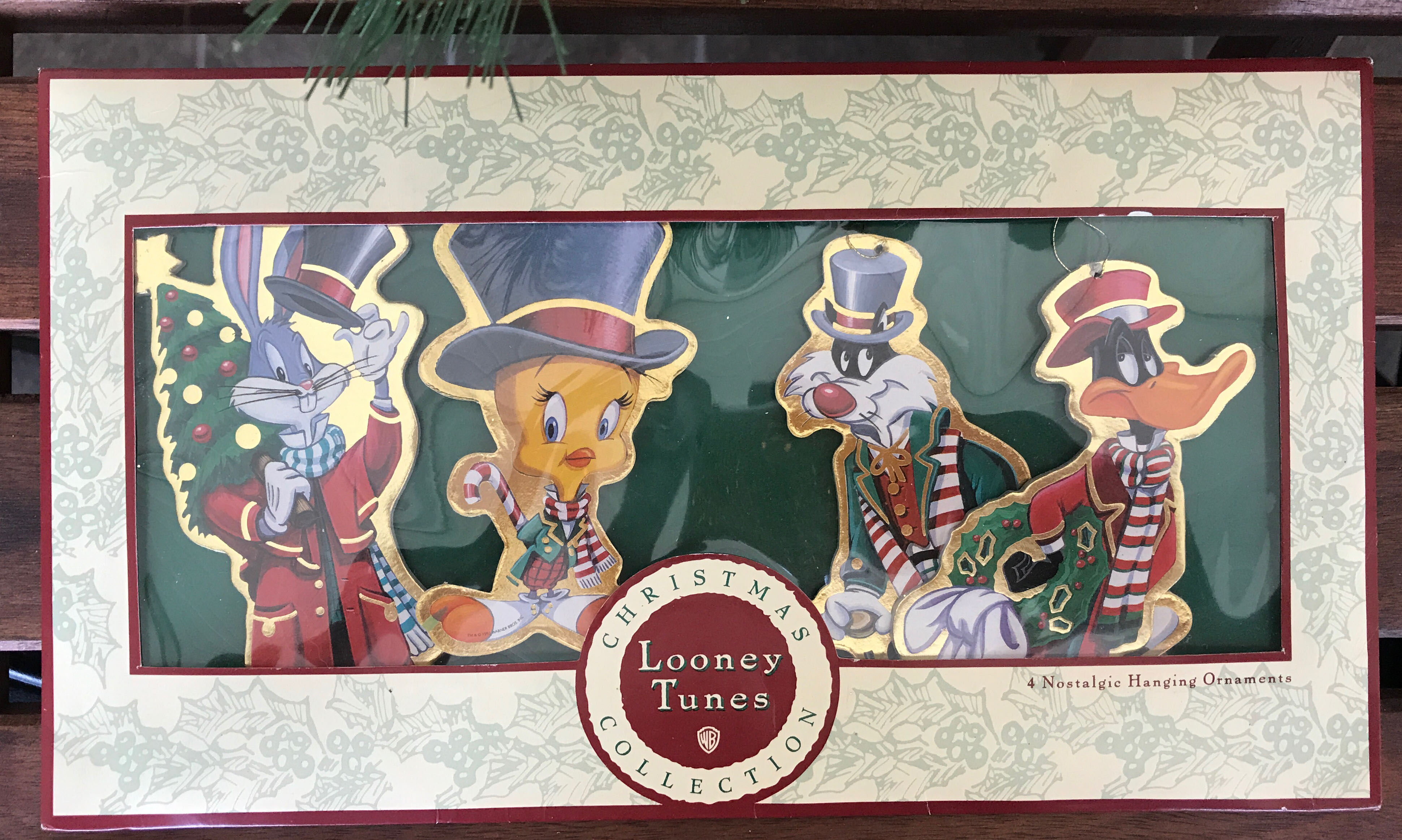 Looney Tunes Nostalgic Set  (Looney Toons) ornament collectible - Main Image 3