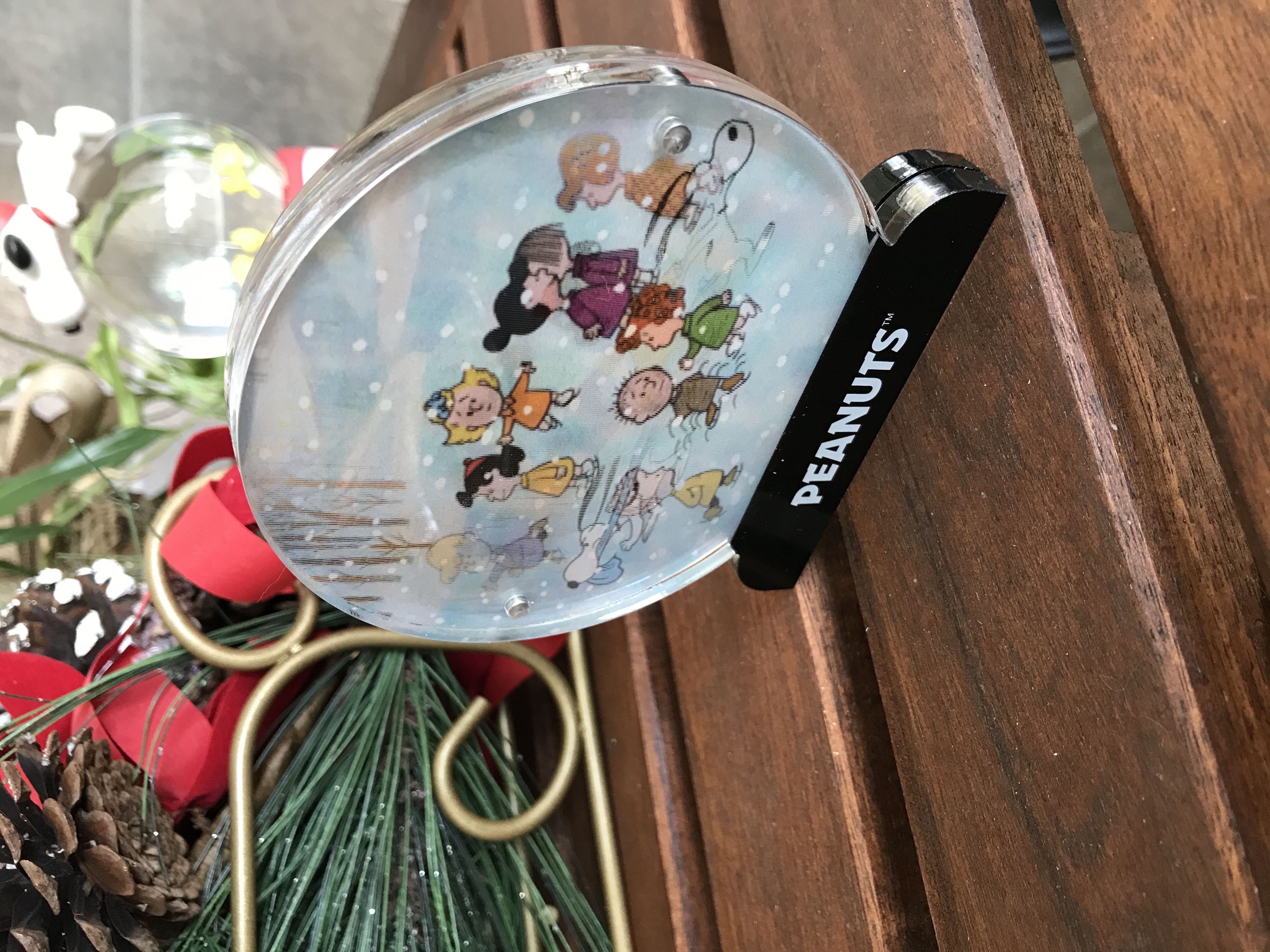 Peanuts Skating  (Peanuts) ornament collectible - Main Image 4