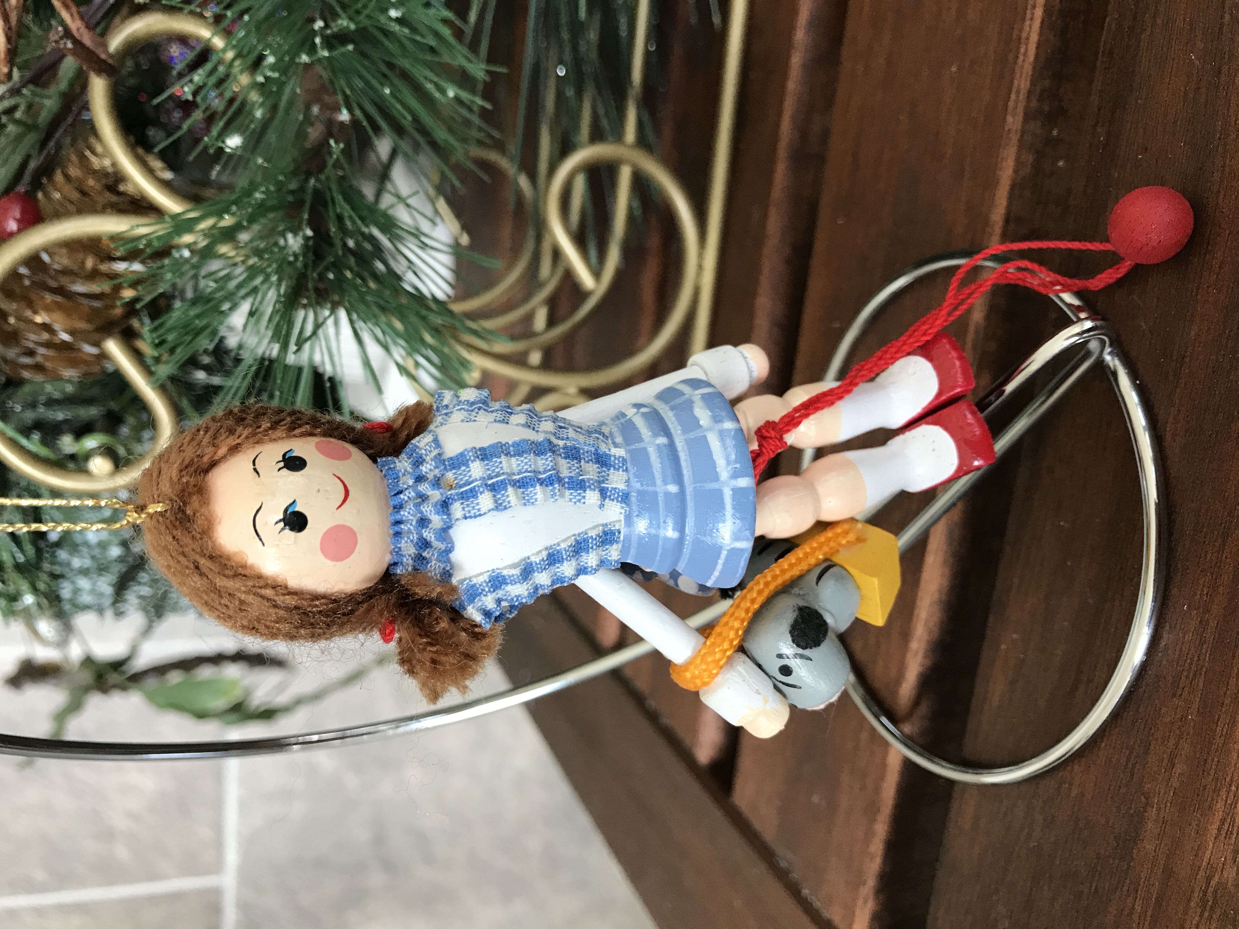 Dorothy And Toto  ornament collectible - Main Image 1