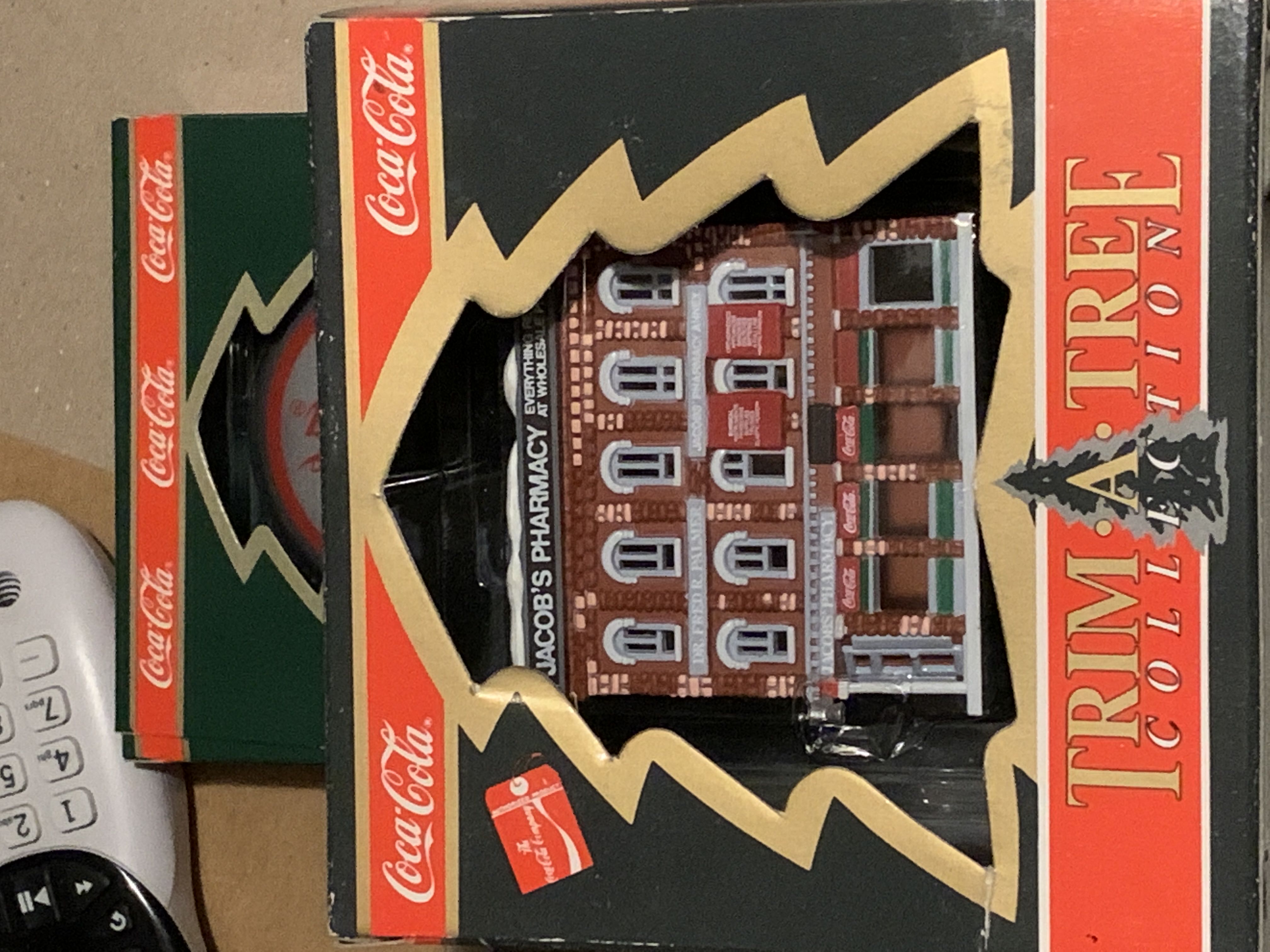 Phillies Snowman With Ball