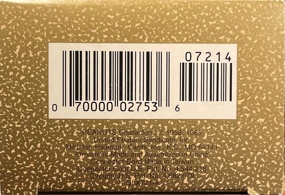 Peanuts 1992 Collectors Series - Peanuts #2 (Snoopy, Woodstock, Christmas) ornament collectible [Barcode 070000027536] - Main Image 3