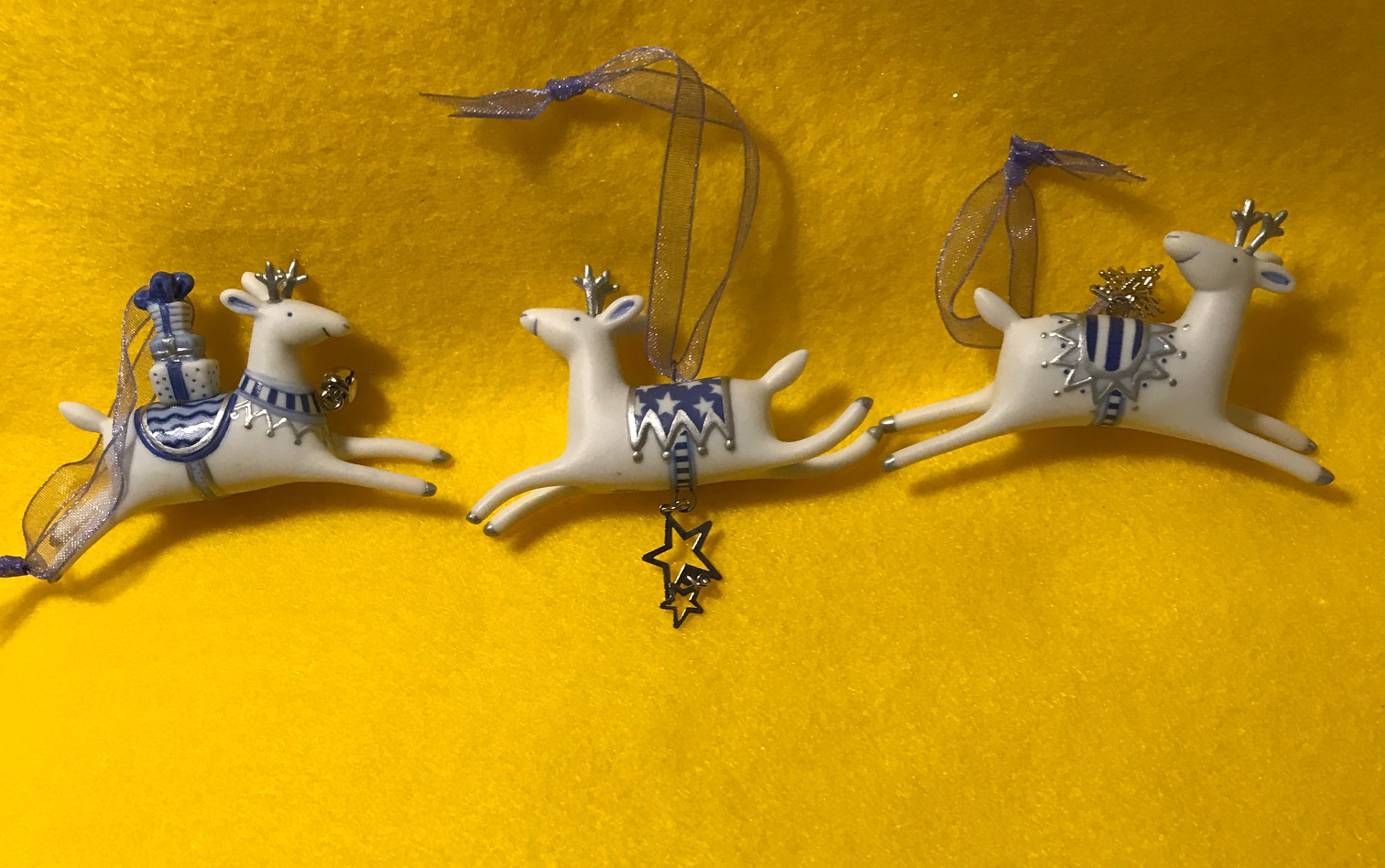 Graceful Reindeer - Reindeer (Reindeer) ornament collectible [Barcode 015012631760] - Main Image 2
