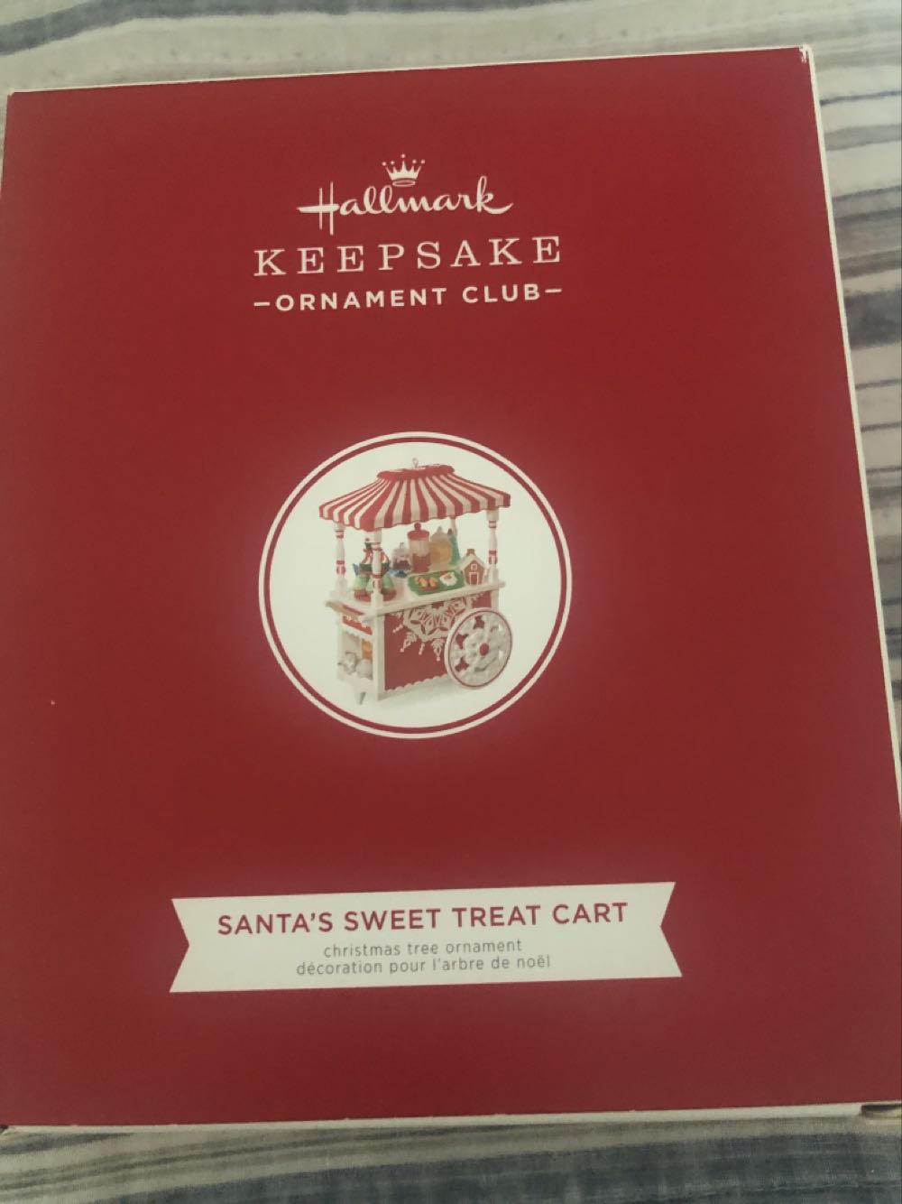 Santa’s Sweet Treat Cart - Carnival (Hallmark Singing Event Exclusive) ornament collectible [Barcode 763795346622] - Main Image 3