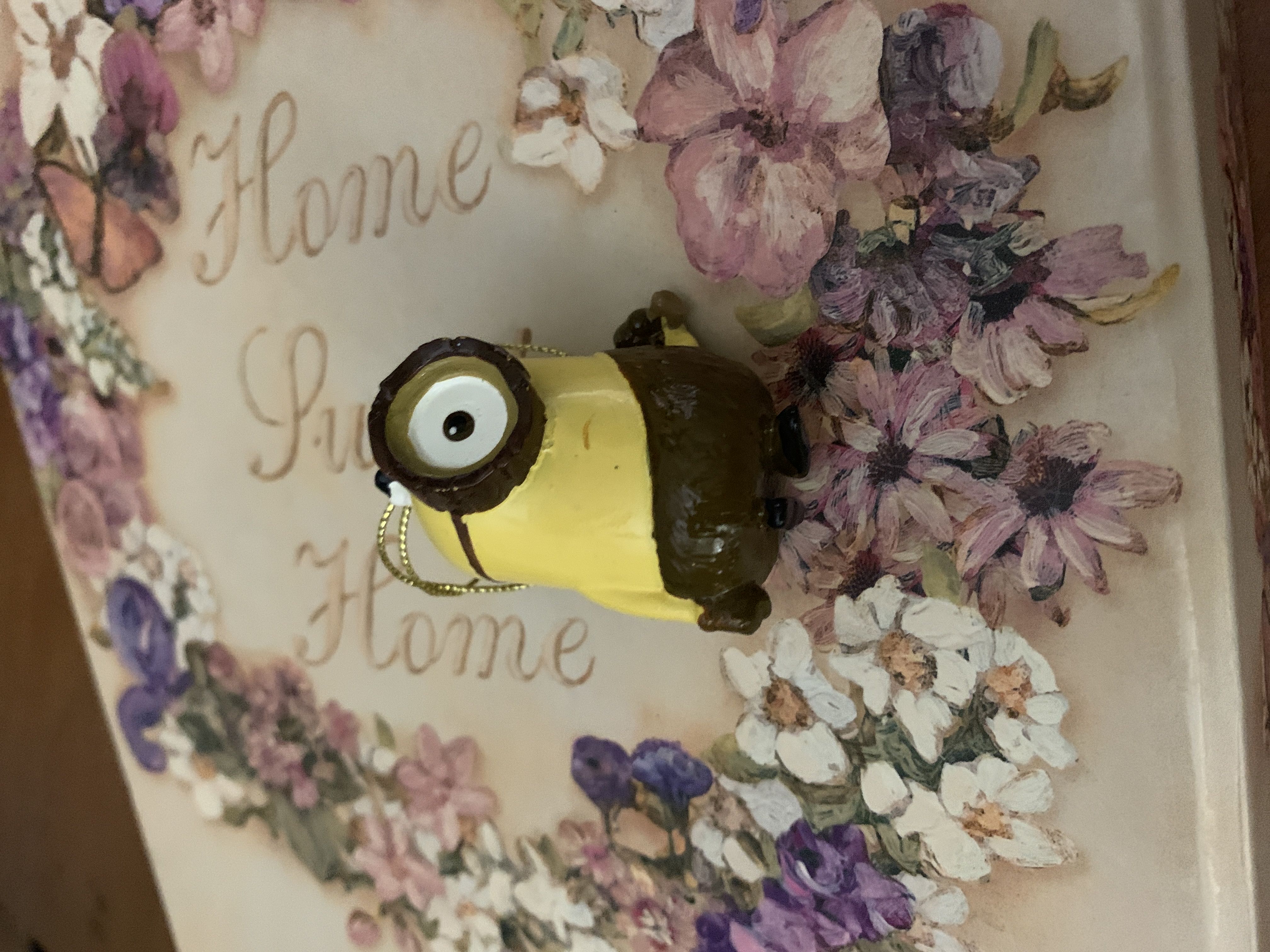 EB Burgundy Egg with star pattern