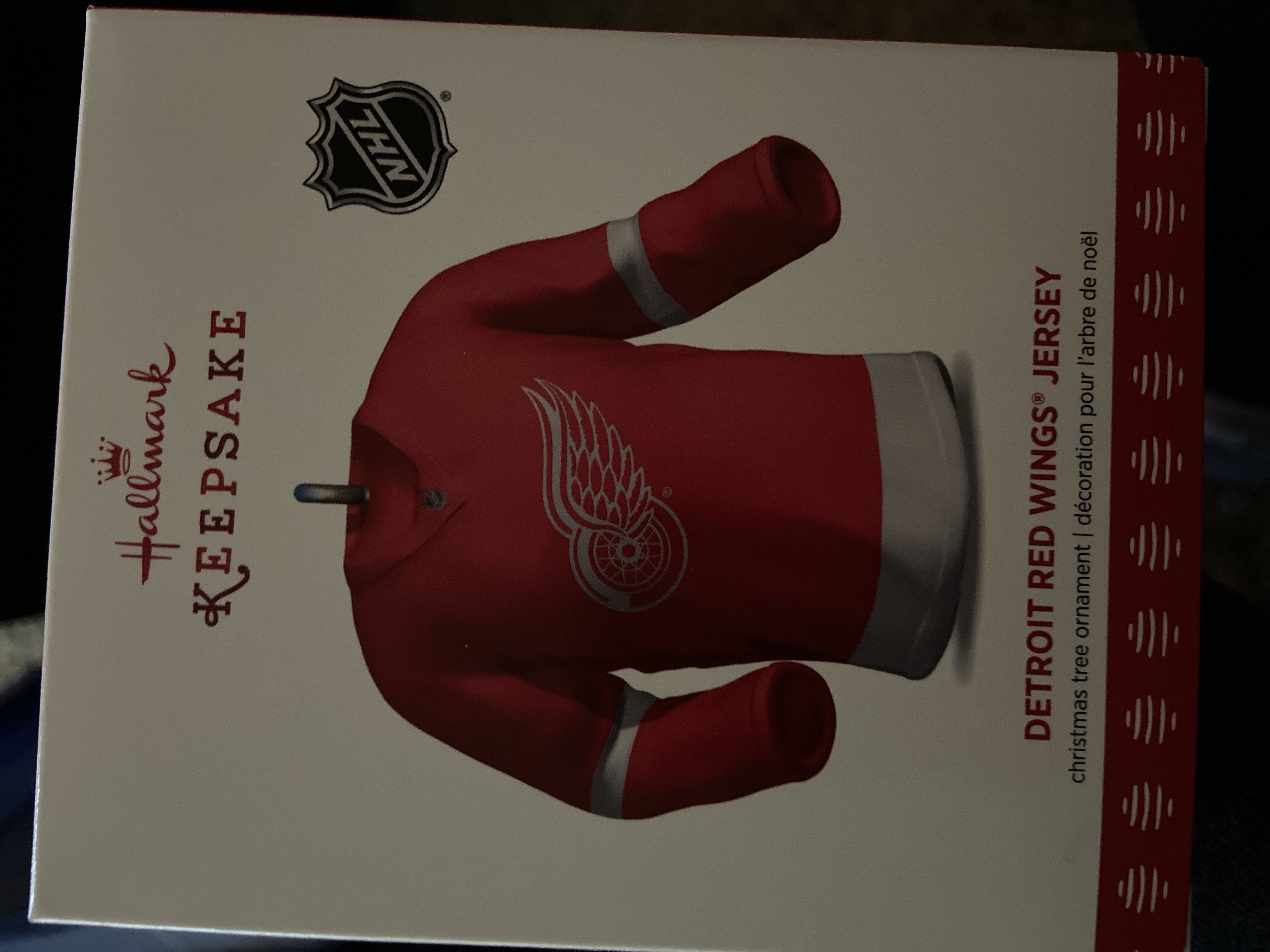 Polar Bear - Gold Crown