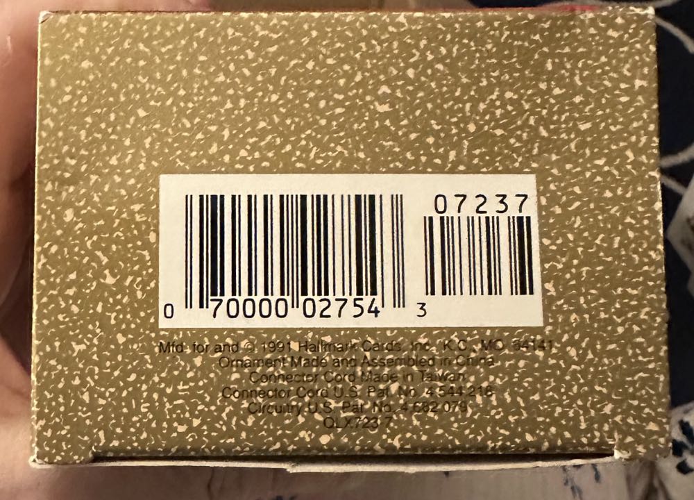 It’s A Wonderful Life - Magic Plug-in (Movies & Television) ornament collectible [Barcode 070000027543] - Main Image 3