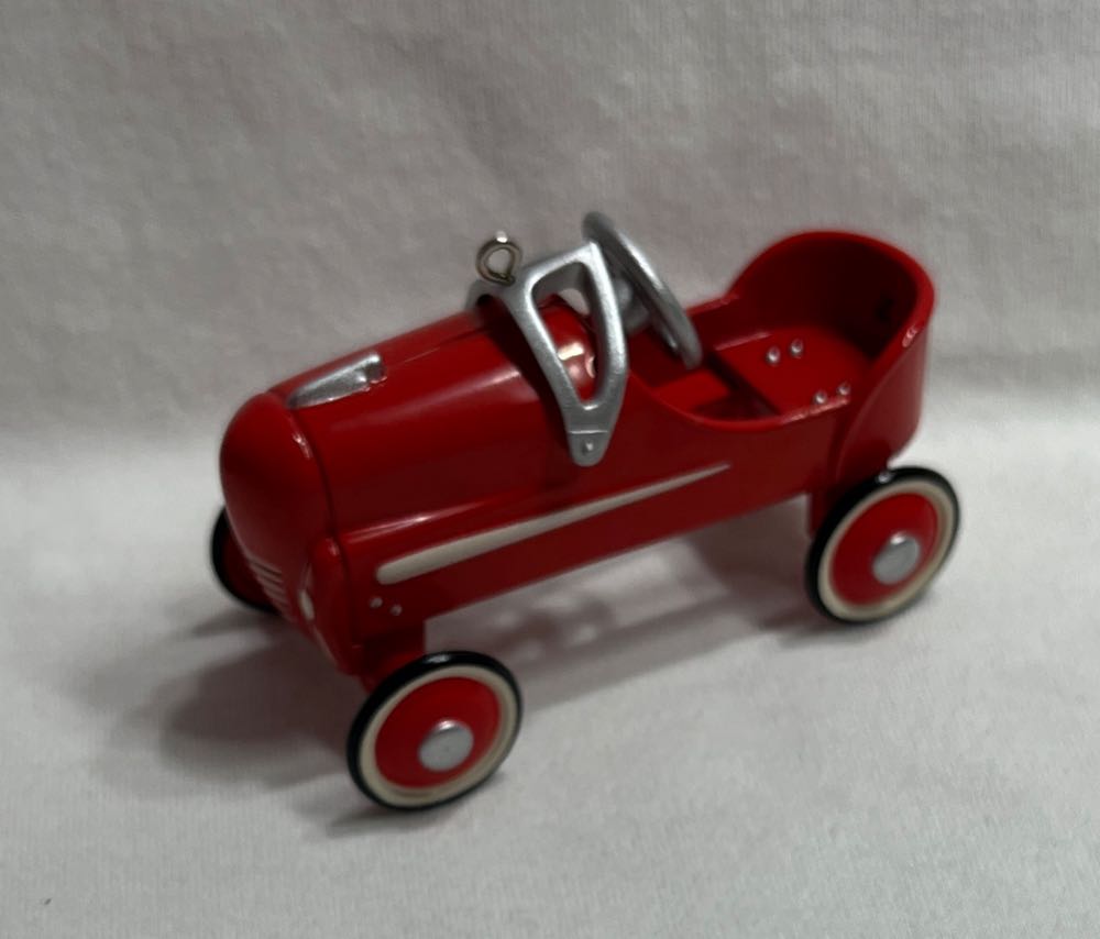 1940 Garton Red Hot Roadster - The Winner’s Circle (Automobiles) ornament collectible [Barcode 015012554762] - Main Image 3