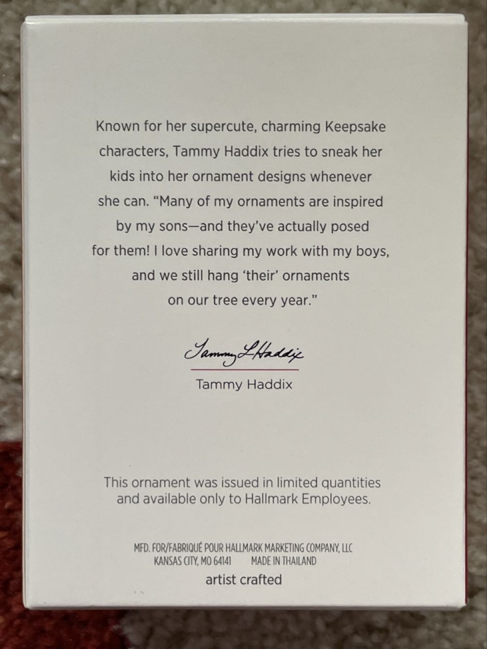 Shopping Santa - Santa (Santa) ornament collectible [Barcode 763795355693] - Main Image 2