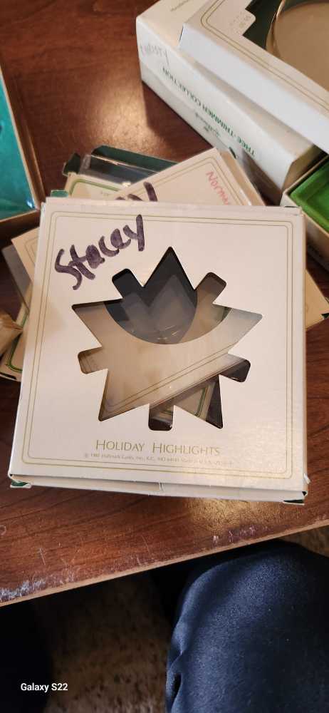 Christmas Star 1981 - Holiday Highlights ornament collectible - Main Image 2