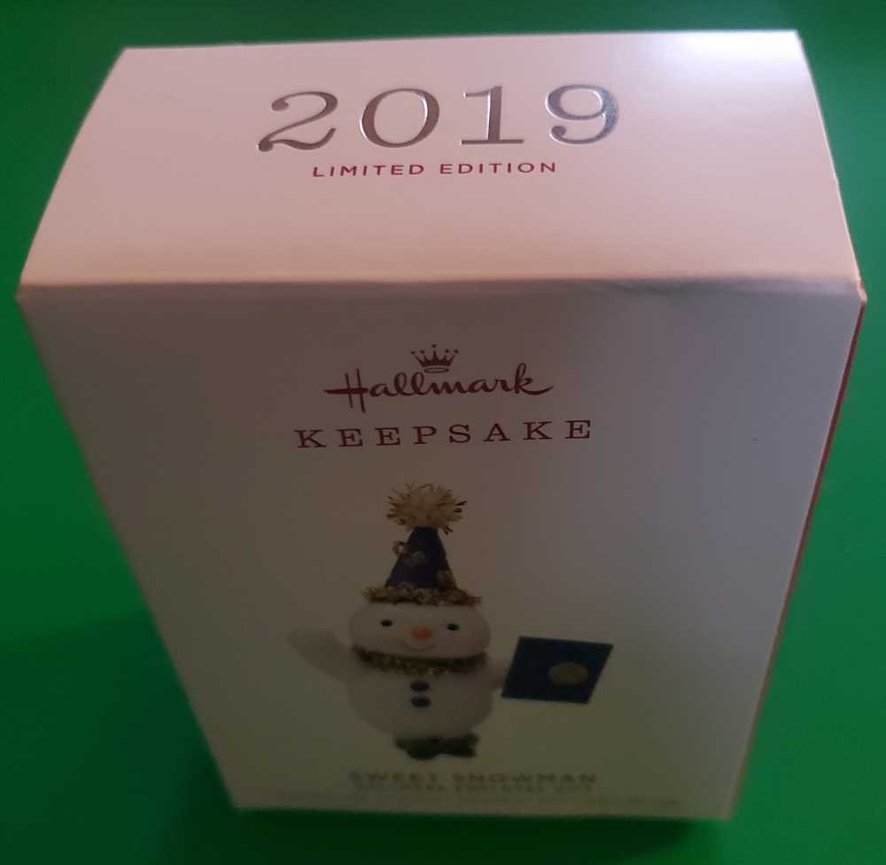 Sweet Snowman - Hallmark Employee Gift (Snowman) ornament collectible [Barcode 763795465293] - Main Image 3