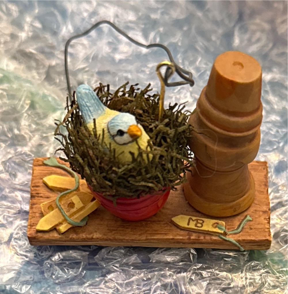 Spring Daydreams - Natures Sketchbook (Marjolein Bastin) ornament collectible [Barcode 015012904413] - Main Image 4