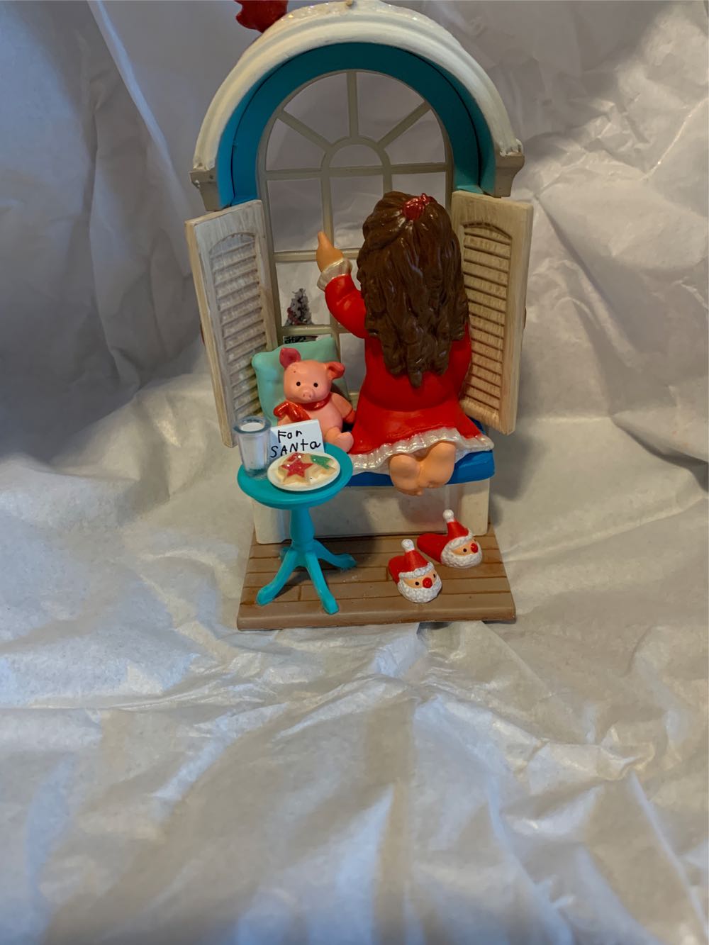 Christmas Window #18 - Girl’s Bedroom - 2020 - Christmas Window (Looking for Santa) ornament collectible [Barcode 763795613274] - Main Image 4