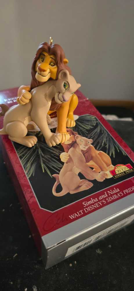 Simba And Nala - Disney The Lion King (Disney) ornament collectible [Barcode 015012433609] - Main Image 3