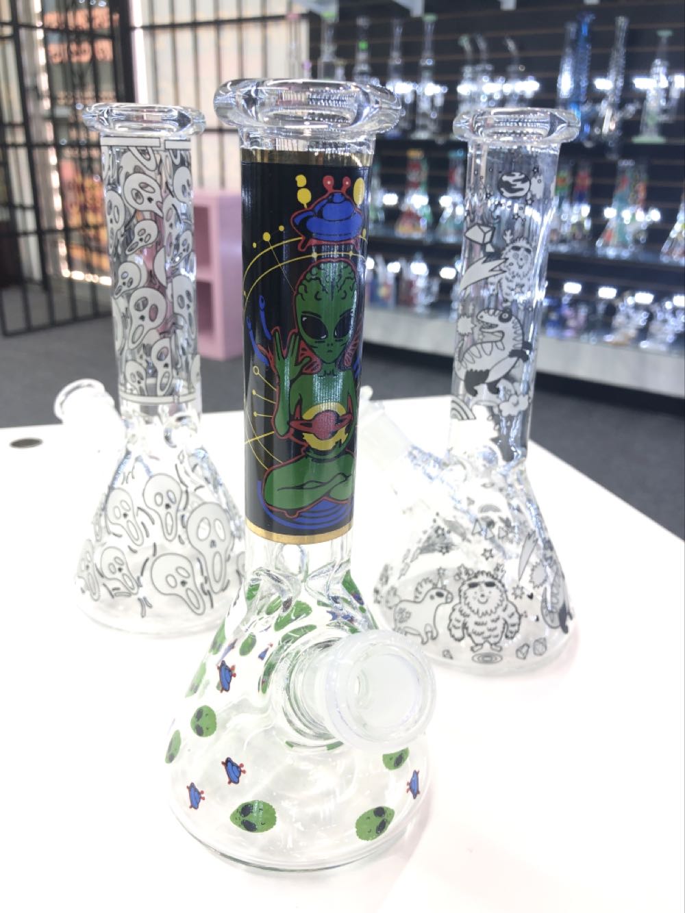 YG  (Beaker) ornament collectible - Main Image 2