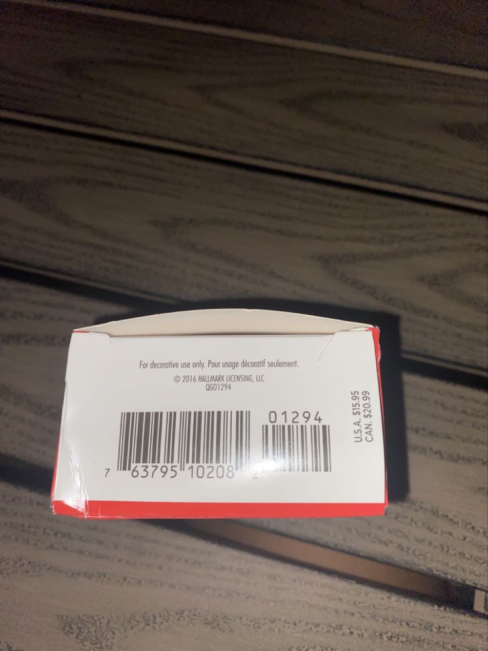 Merry Max - The Secret Life Of Pets - Hallmark Keepsake (Animated Movies and Shows) ornament collectible [Barcode 763795613243] - Main Image 4