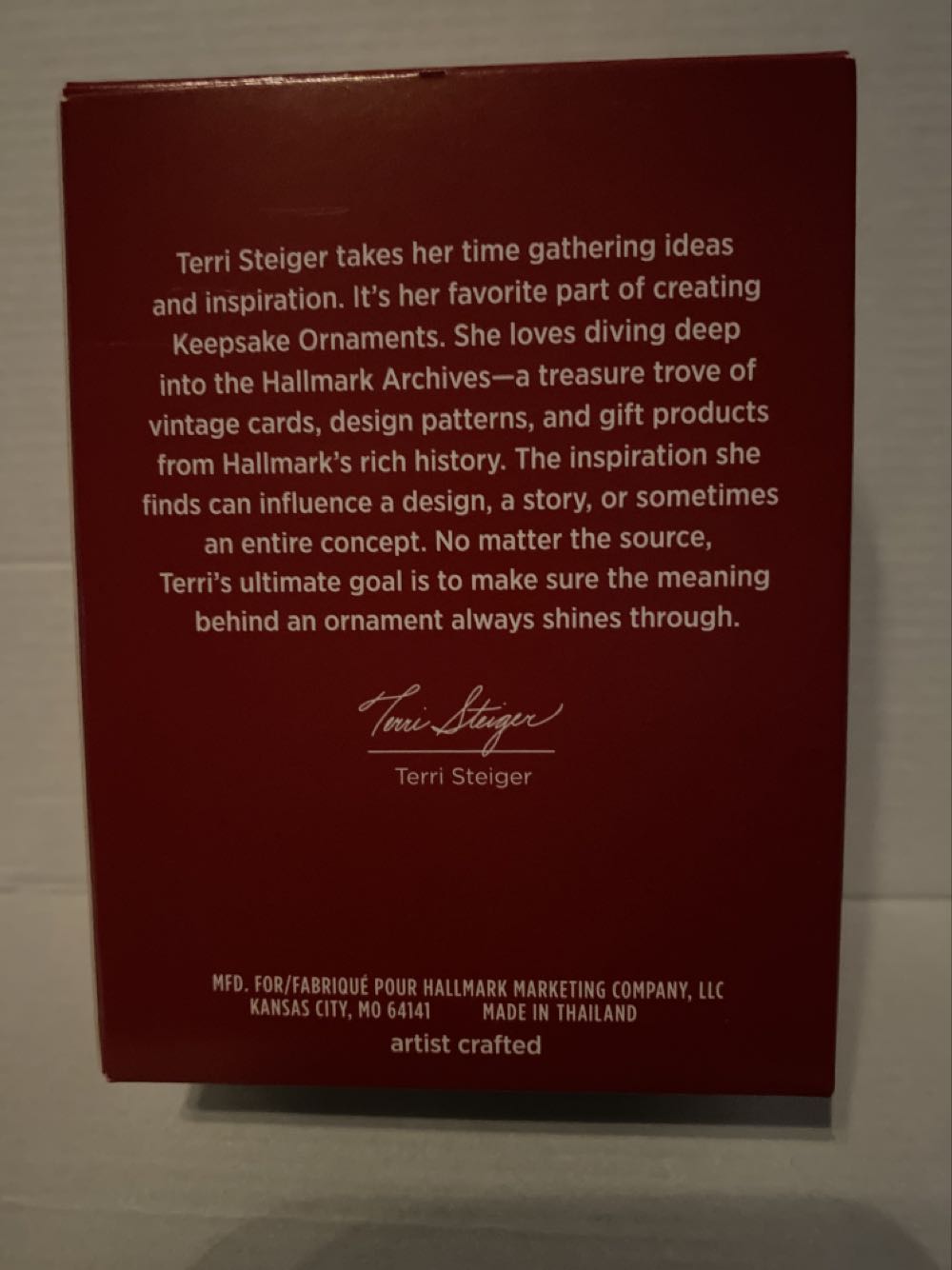 Chillin w/My Sister - Sisters (Sisters) ornament collectible [Barcode 763795551804] - Main Image 2