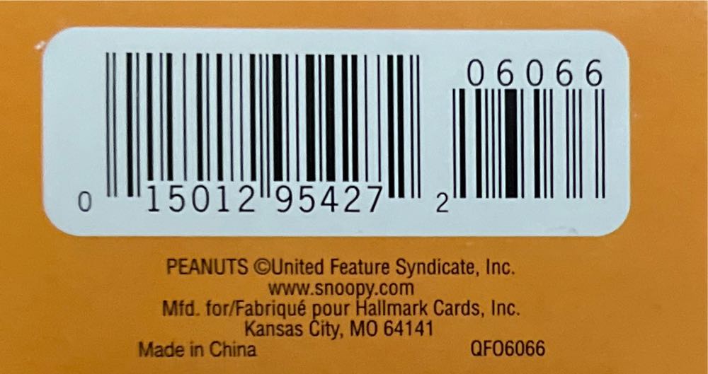 ITGP Charlie Brown - It’s the Great Pumpkin, Charlie Brown - It’s the Great Pumpkin, Charlie Brown (Halloween - Peanuts) ornament collectible [Barcode 015012954272] - Main Image 3