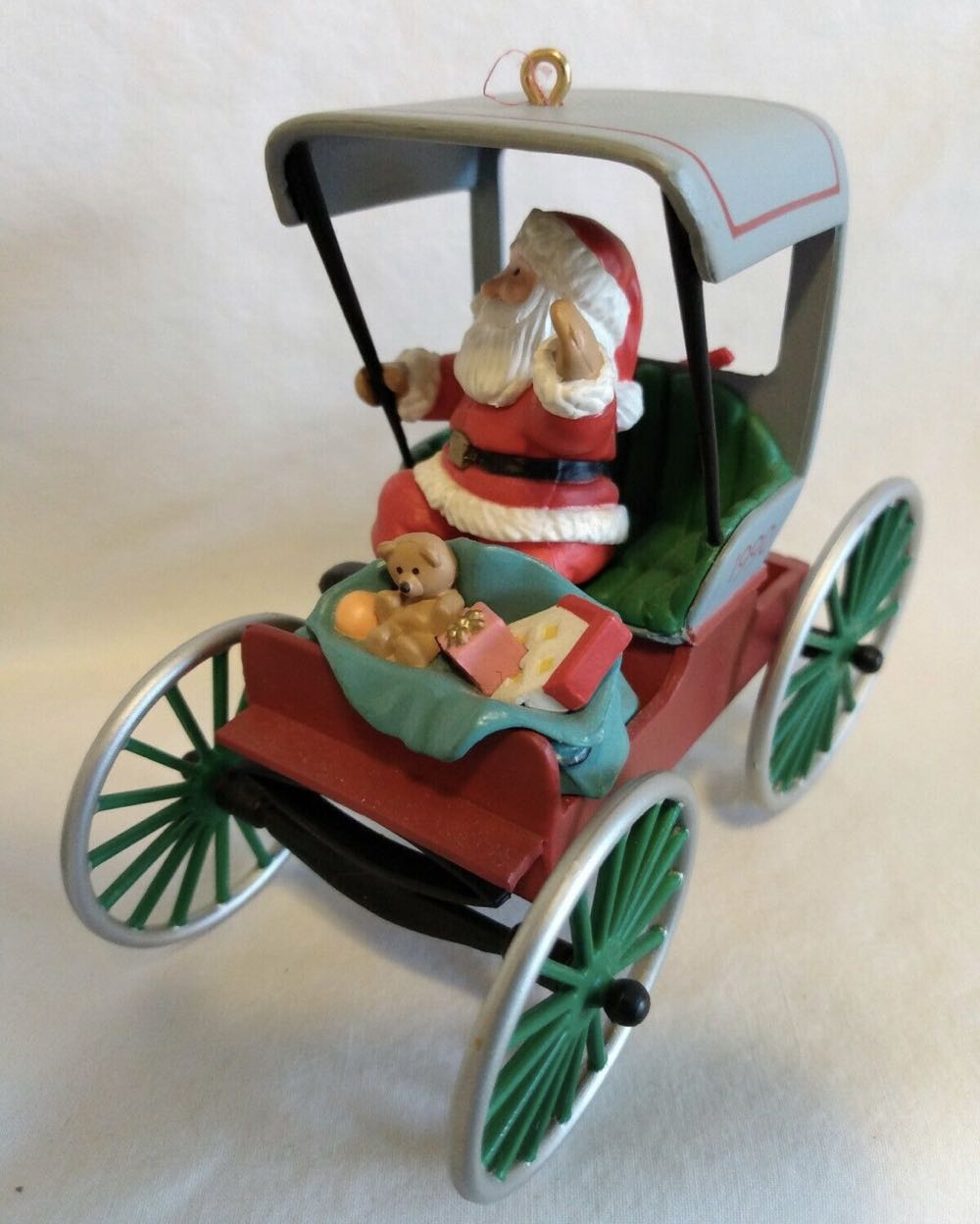 Hallmark Keepsake. Christmas. Here Comes Santa Series. 1990. Festive Surrey. 12th In Series. - Here Comes Santa (12th In Series: Festive Surrey) ornament collectible [Barcode 070000027505] - Main Image 4