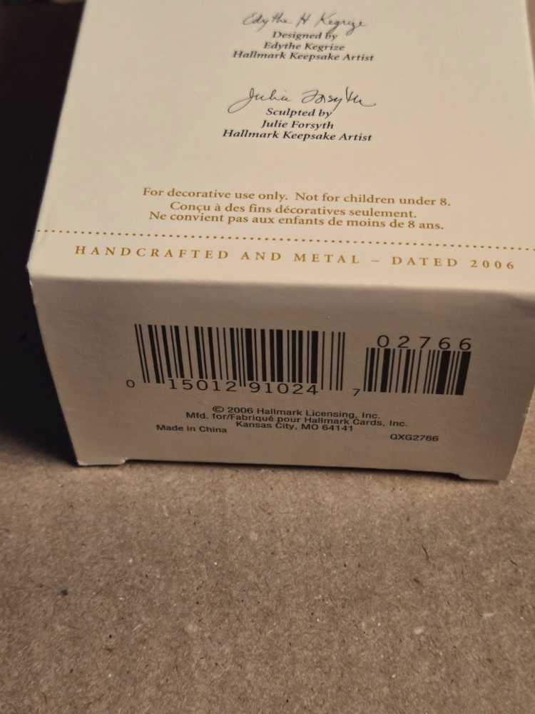 Ready For Sledding - Hallmark Keepsake (Marjolein Bastin) ornament collectible [Barcode 015012910247] - Main Image 3