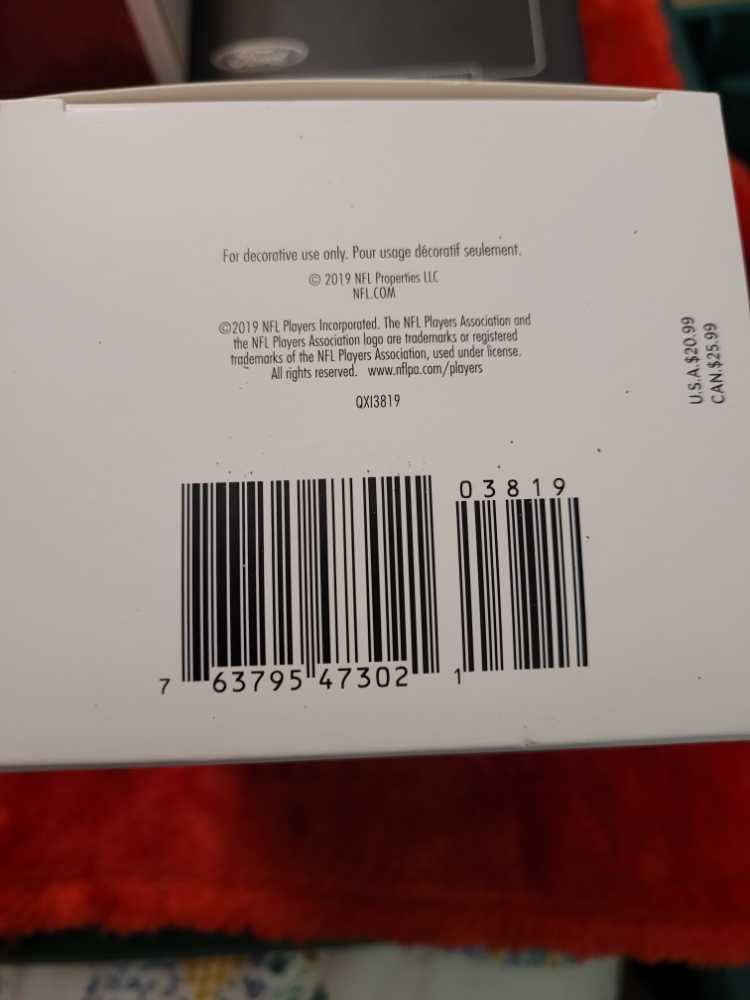 #25a Todd Gurley - Football Legends (Hallmark Keepsake) ornament collectible [Barcode 763795473021] - Main Image 4