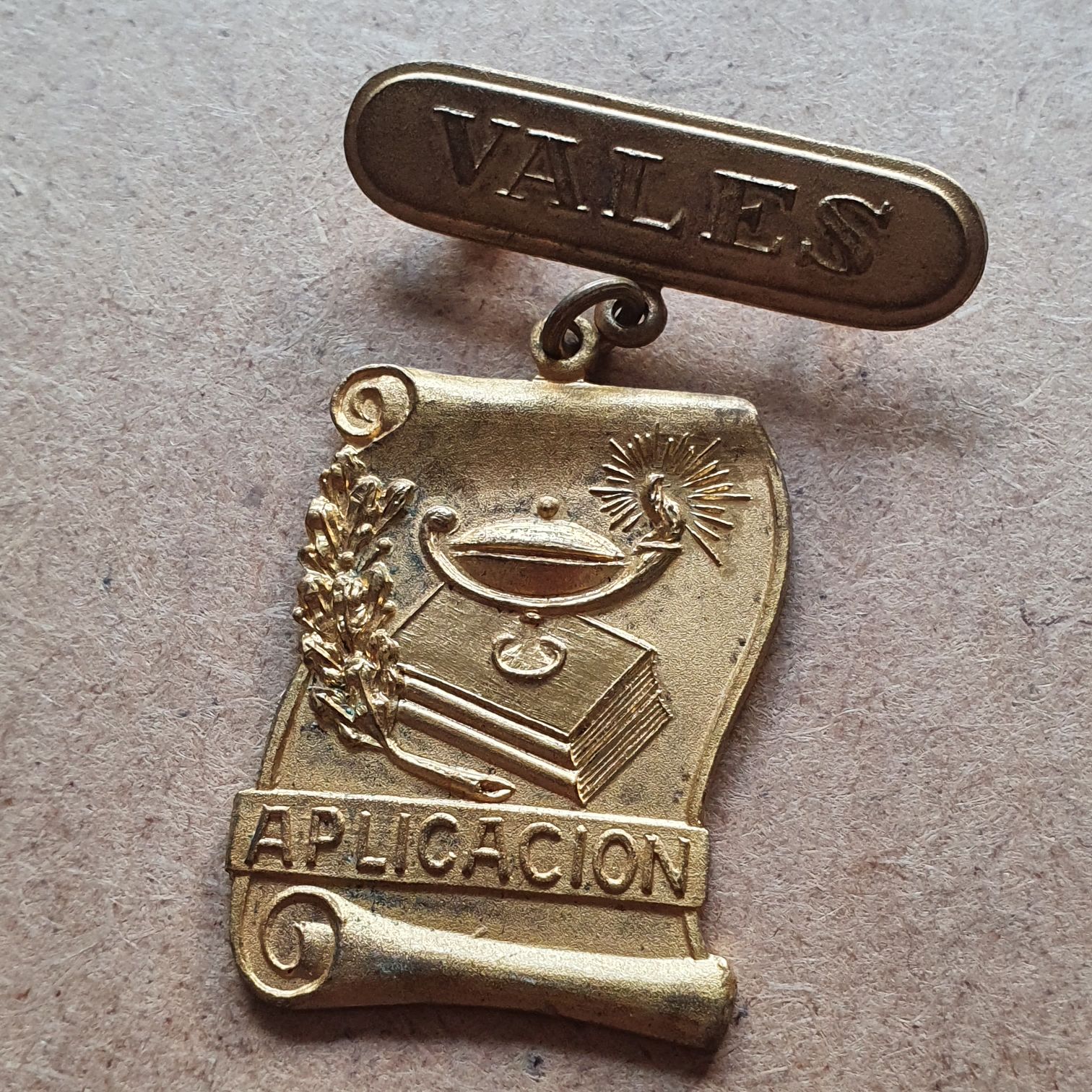 Medalla Vales, Aplicación - La Salle (Medallas) ornament collectible - Main Image 2