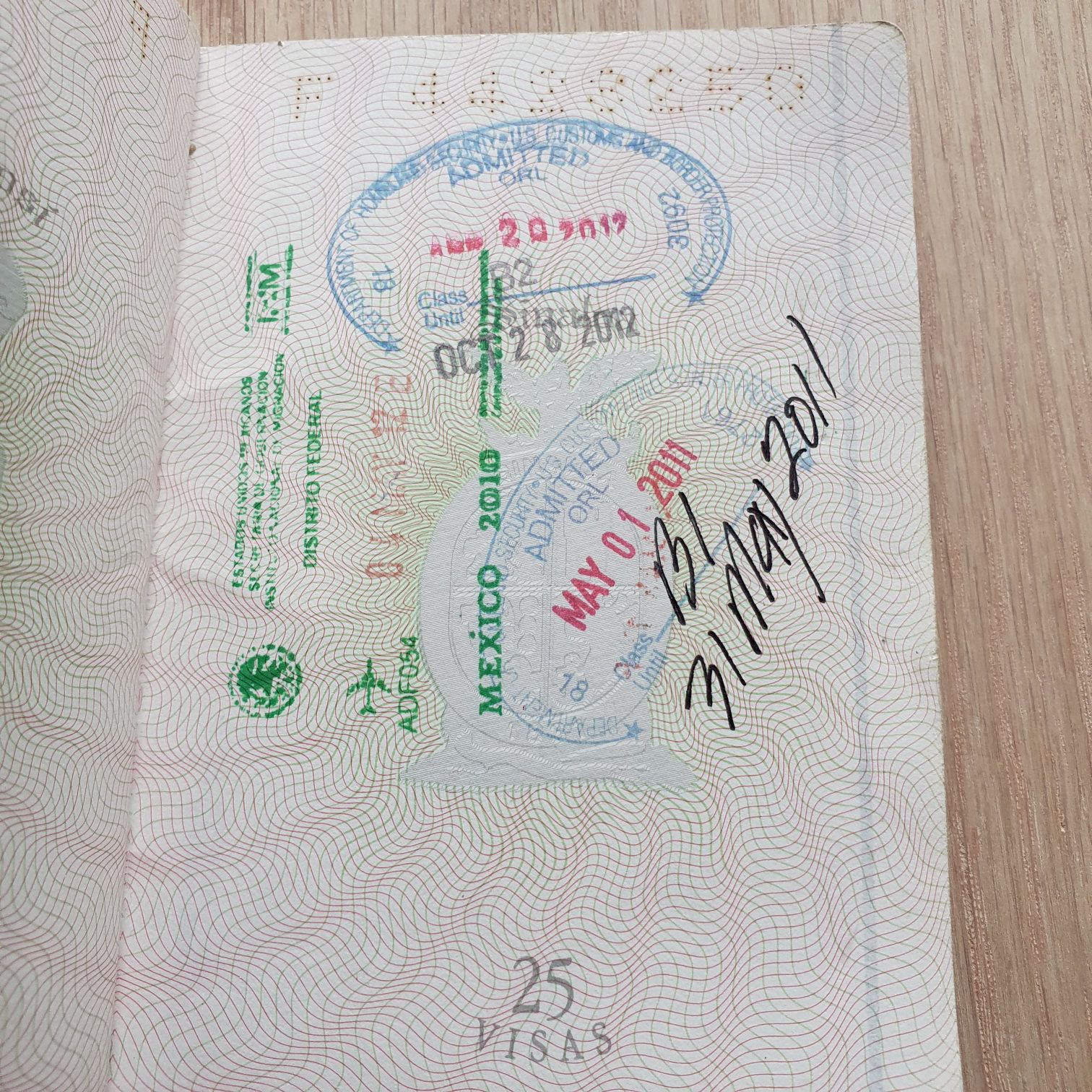 Visa 2003-2013 - Jorge Mandujano Ortiz (Pasaporte 2003-2013) ornament collectible - Main Image 1
