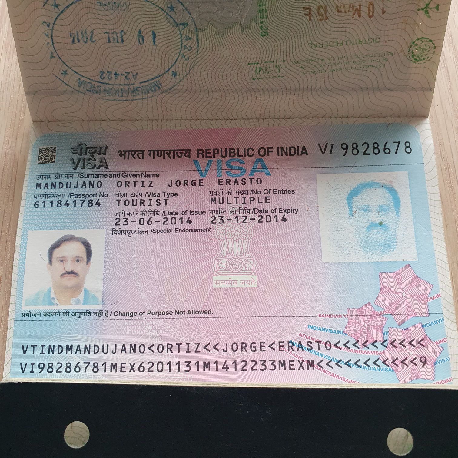 Visa 2013-2023 - Jorge Mandujano Ortiz (Pasaporte 2013-2023) ornament collectible - Main Image 2