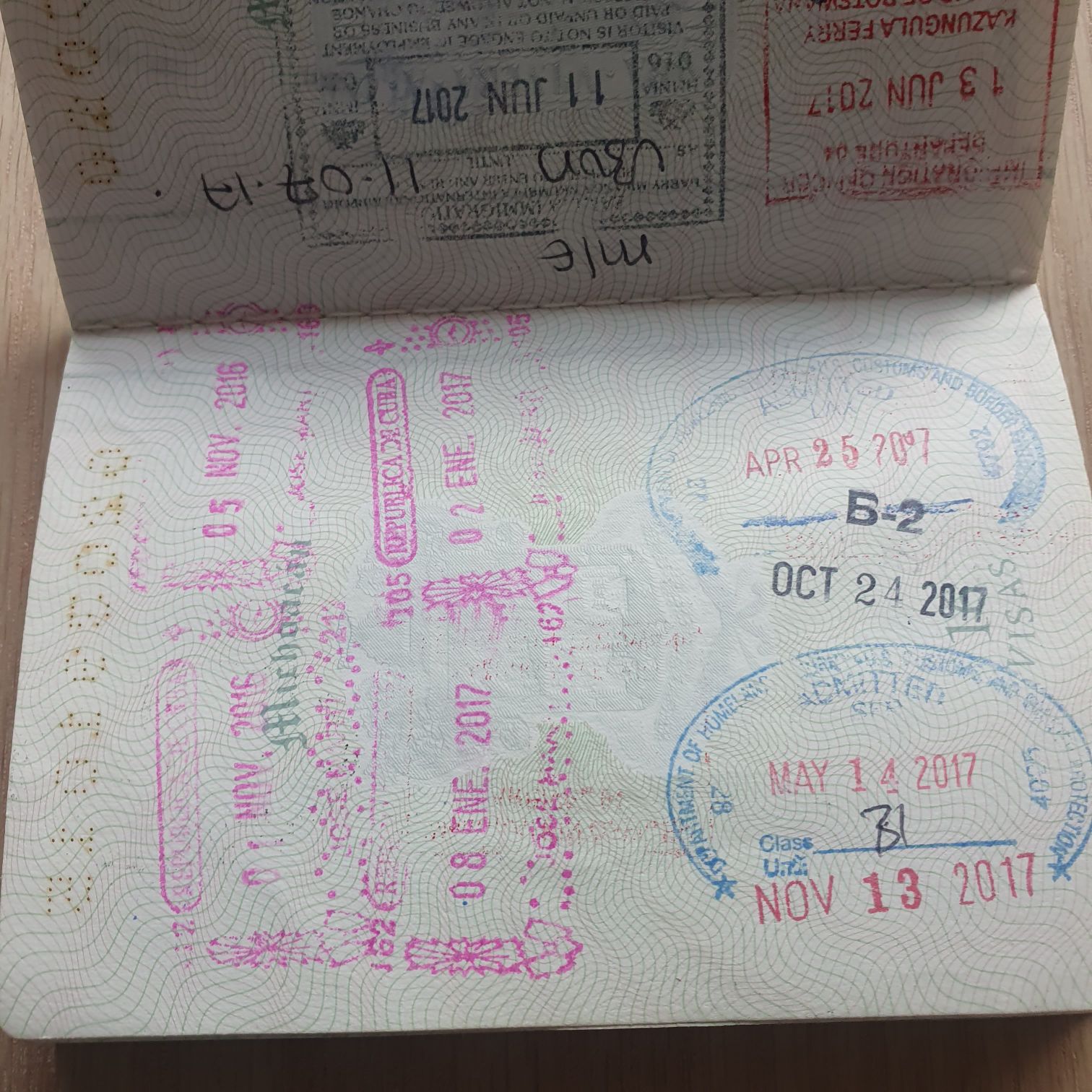 Visa 2016-2026 - Jorge Mandujano Ortiz (Pasaporte 2016-2026) ornament collectible - Main Image 2