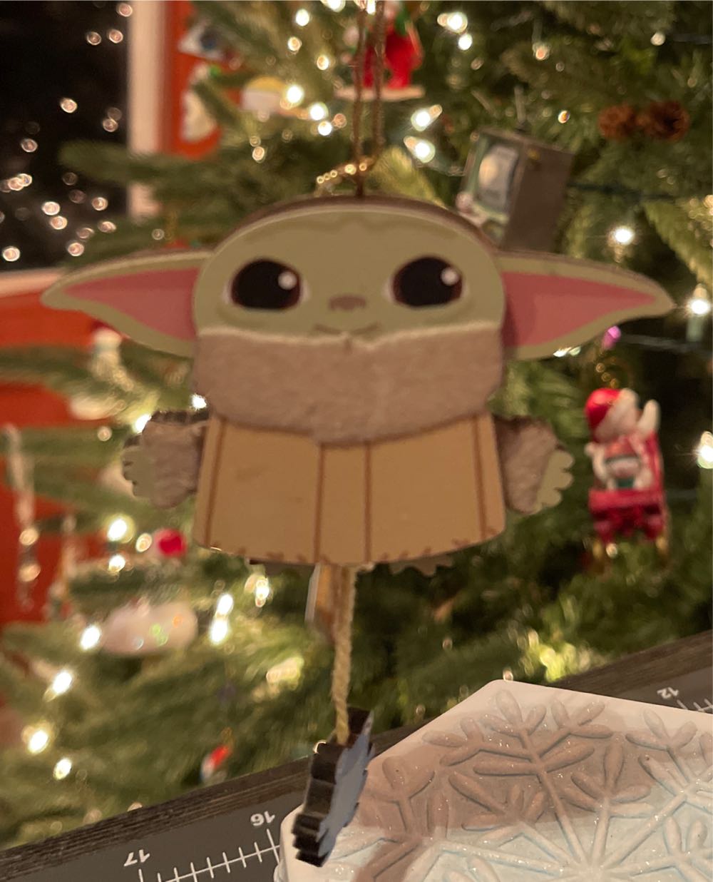 Bouncing Bounty - Keepsake (Star Wars) ornament collectible [Barcode 763795672974] - Main Image 4