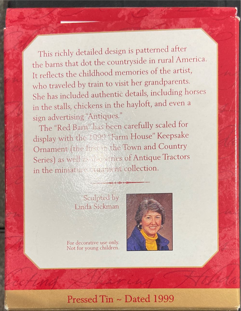 Red Barn - Town and Country Buildings (Buildings) ornament collectible [Barcode 015012520538] - Main Image 2