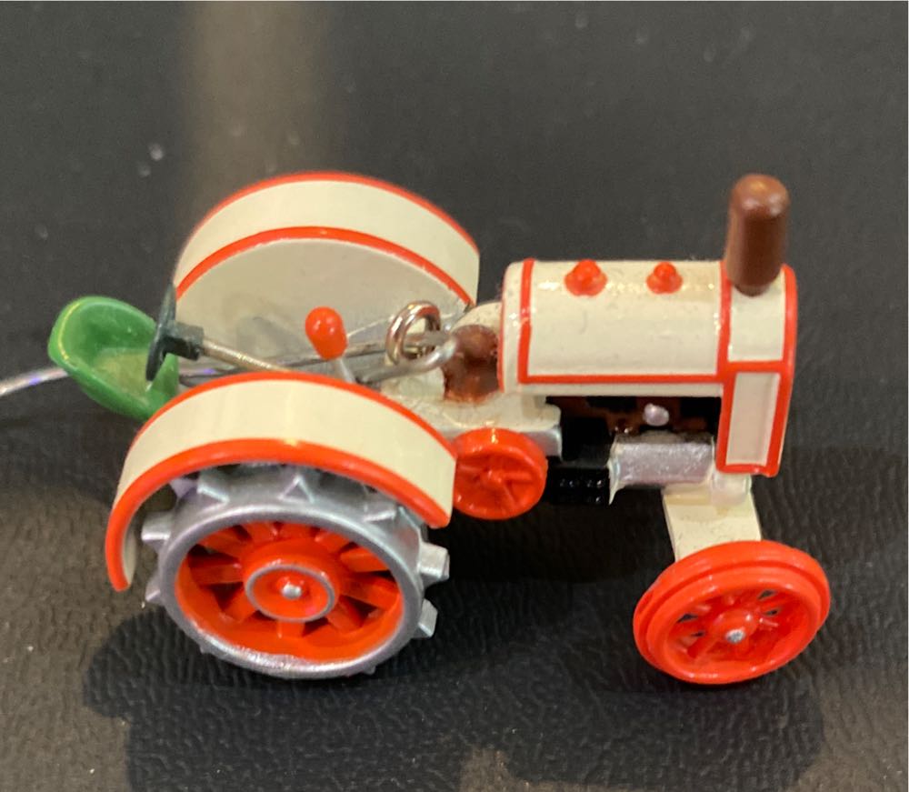 Antique Tractors Mini - Miniature Antique Tractors (Miniature) ornament collectible [Barcode 015012841268] - Main Image 3