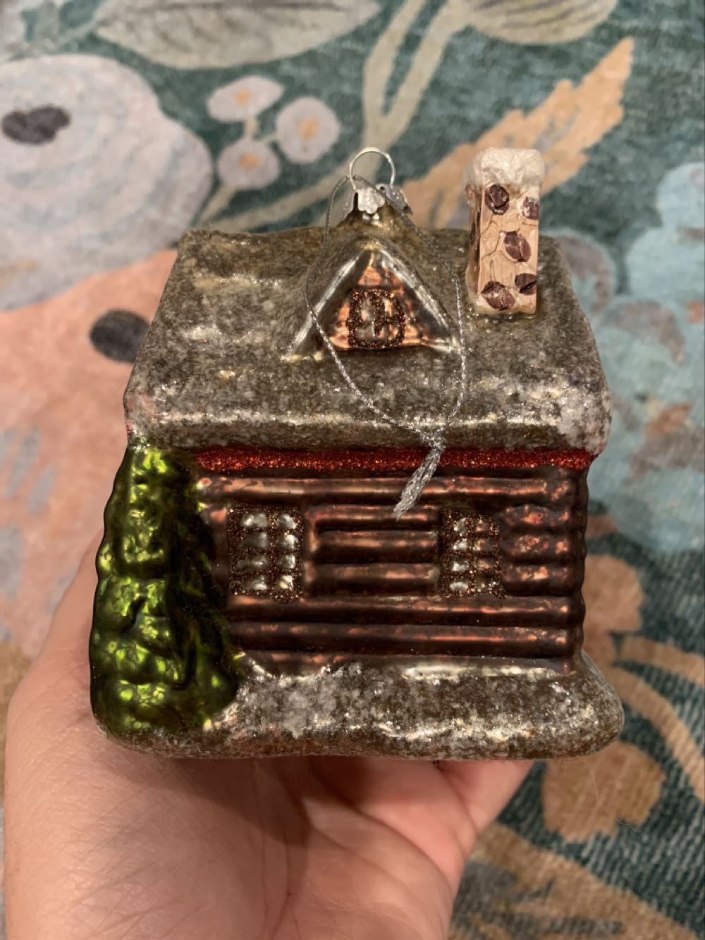Wooden Cabin  ornament collectible - Main Image 2