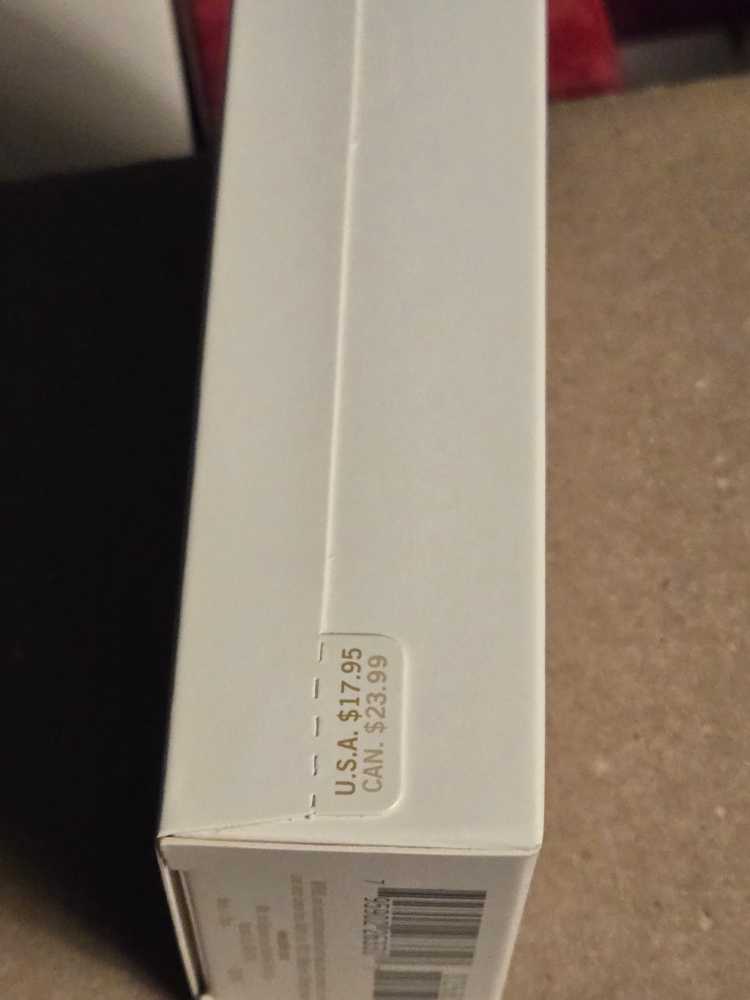 Barbie Tweed Indeed - Holiday Barbie (Barbie Series) ornament collectible [Barcode 795902263317] - Main Image 4