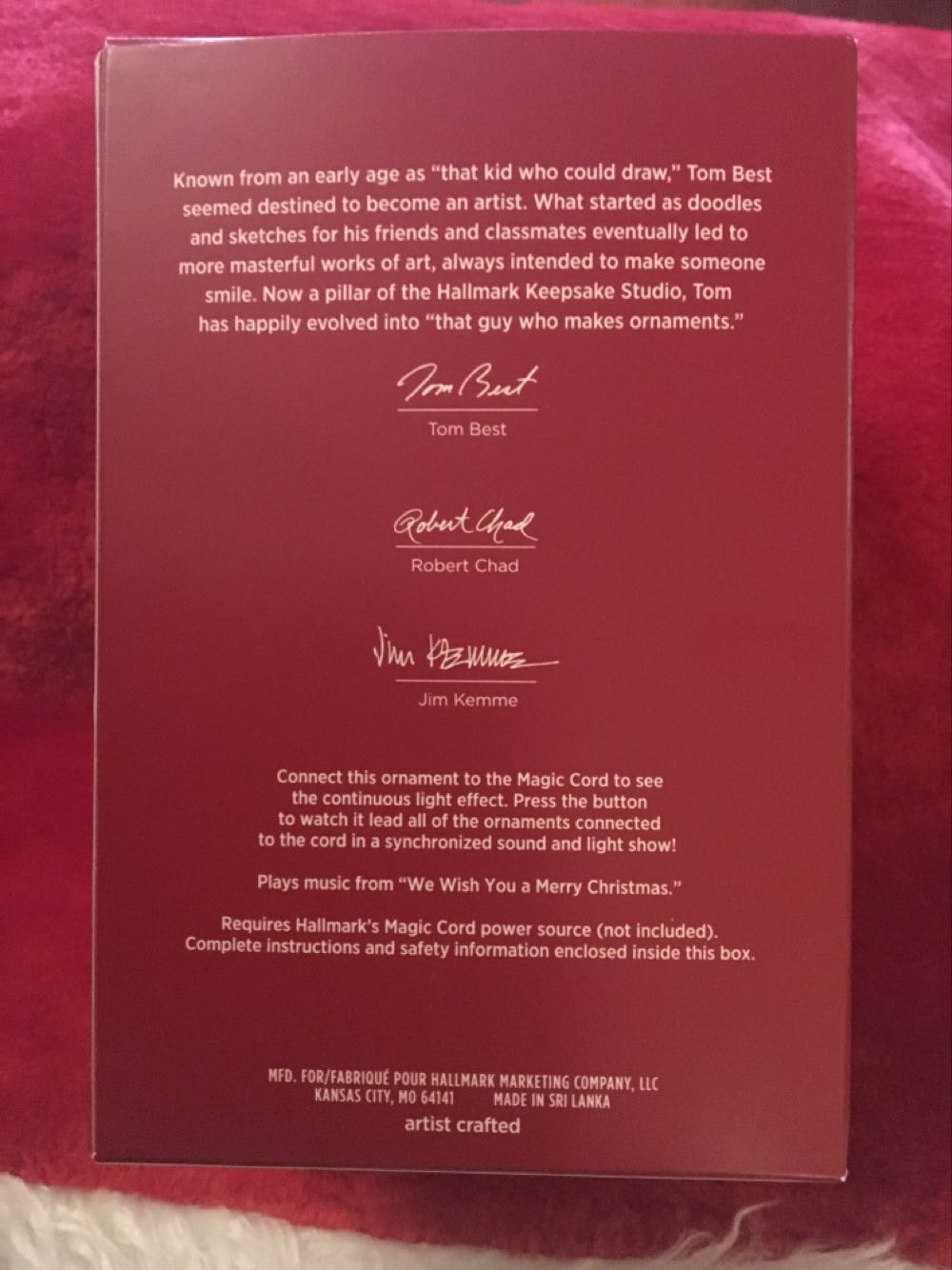 A Job Well Done - Once Upon A Christmas (Magic-light & sound) ornament collectible [Barcode 763795562824] - Main Image 2