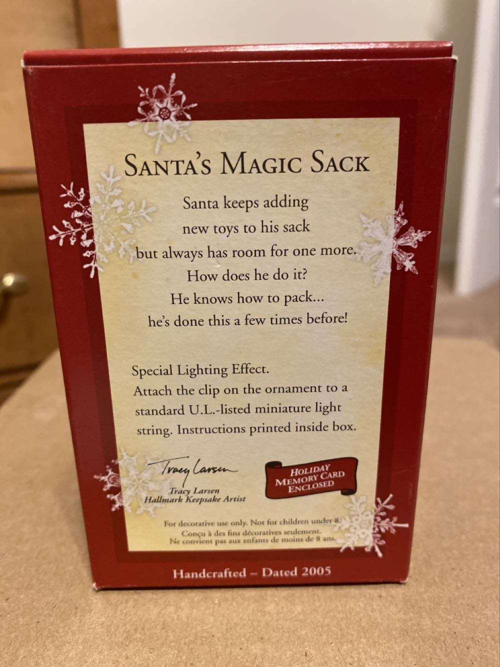 Santa’s Magic Sack - Santa ornament collectible [Barcode 015012871883] - Main Image 2