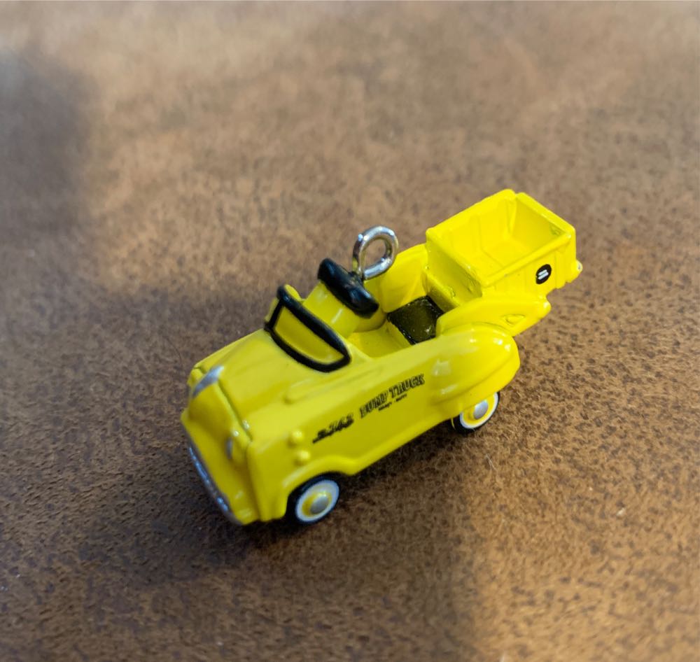 Hallmark Miniature Murray Dump Truck Kiddie Car Classics Series Christmas - Miniature Kiddie Car Classics (Miniature) ornament collectible [Barcode 015012430721] - Main Image 3