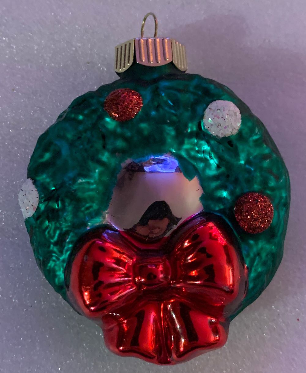 Silver Beads With Clear Snowflakes