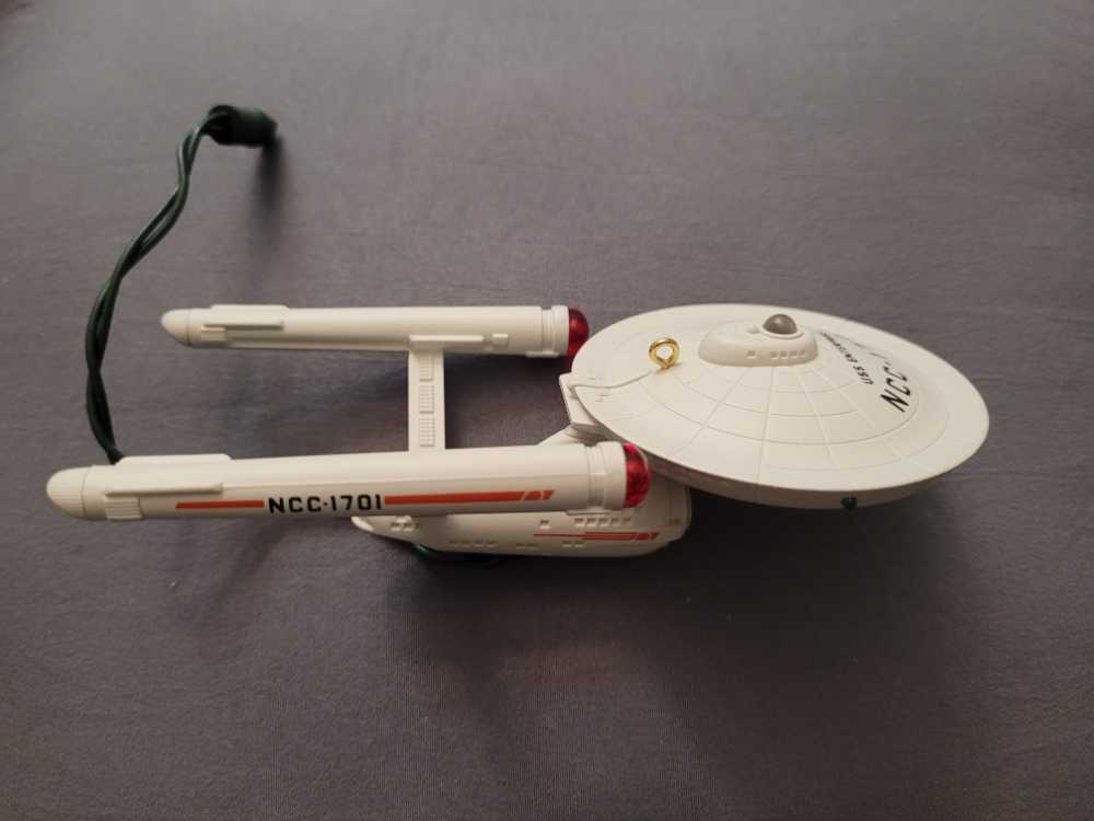 Starship Enterprise - Star Trek (Star Trek) ornament collectible [Barcode 070000027543] - Main Image 4
