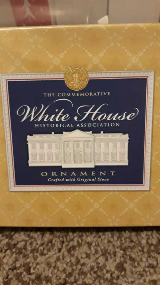 Star Trek U.S.S. Enterprise Tree Topper