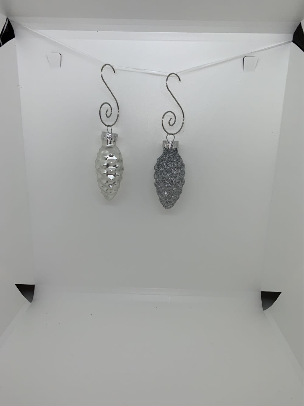 Pinecones  ornament collectible - Main Image 2