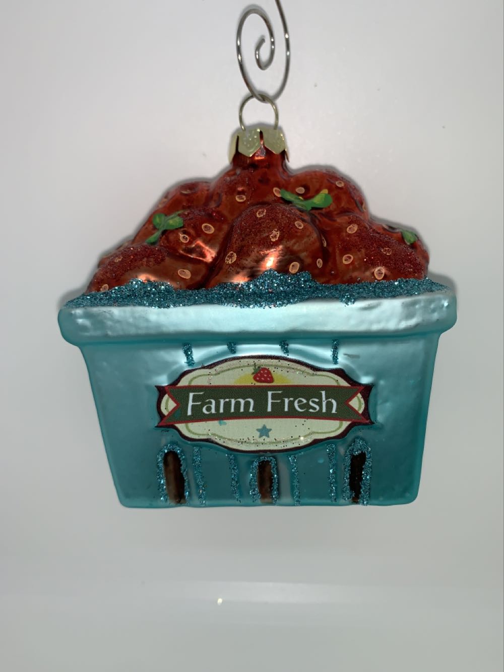 Strawberries  ornament collectible - Main Image 1