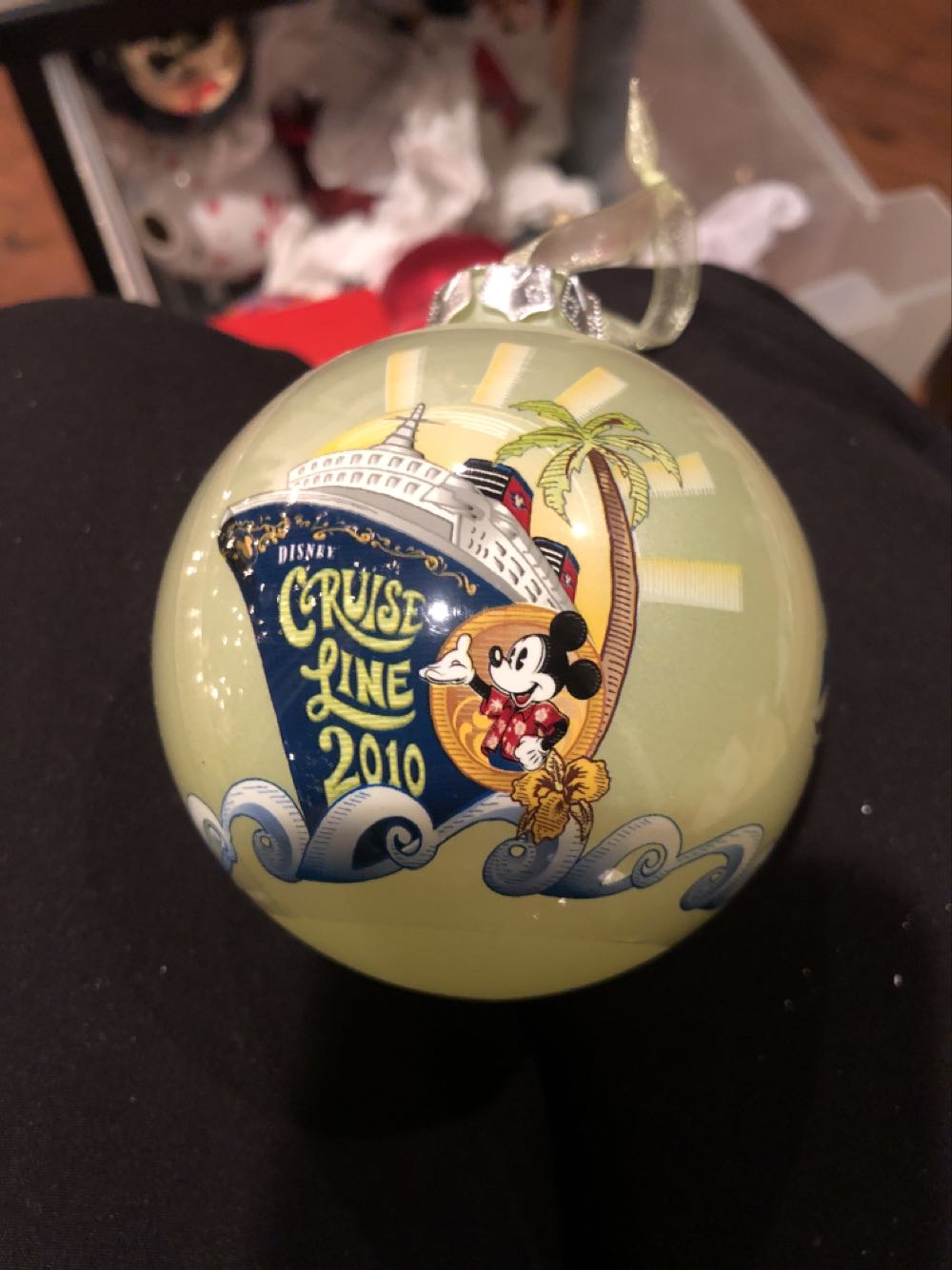 Peanuts Snoopy And Woodstock Eating Pizza