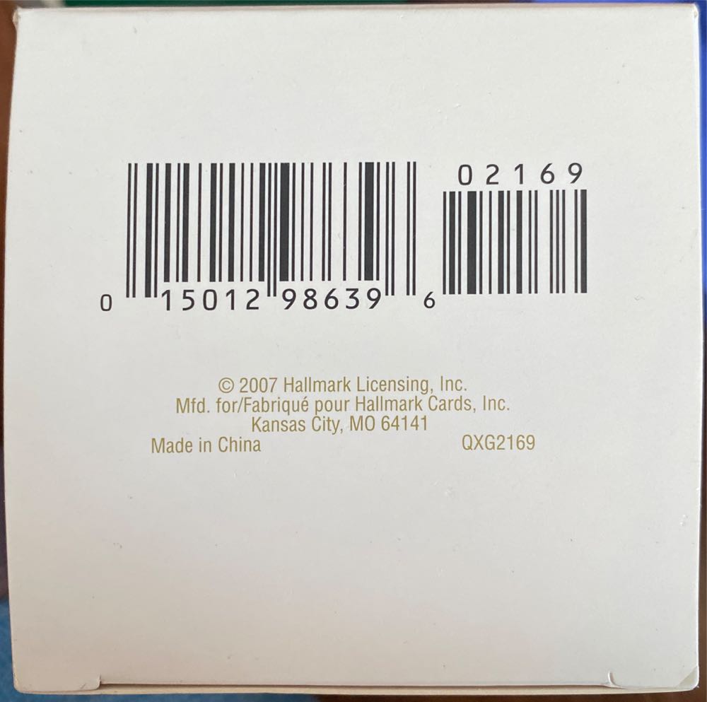 Hallmark Keepsake Ornament Take Your Shot  ornament collectible [Barcode 015012986396] - Main Image 2