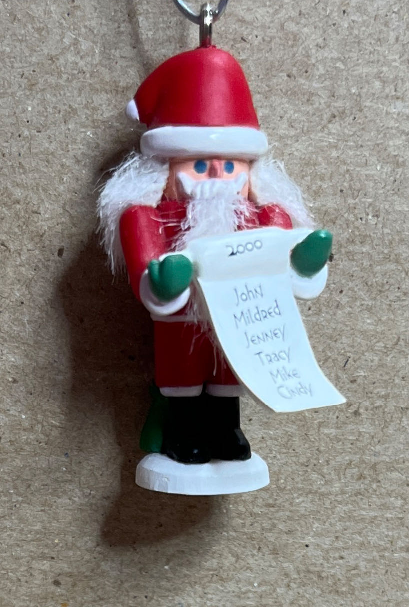 Miniature Nutcracker Guild #7 & Final - Nutcracker Guild (Nutcracker) ornament collectible [Barcode 015012569292] - Main Image 3